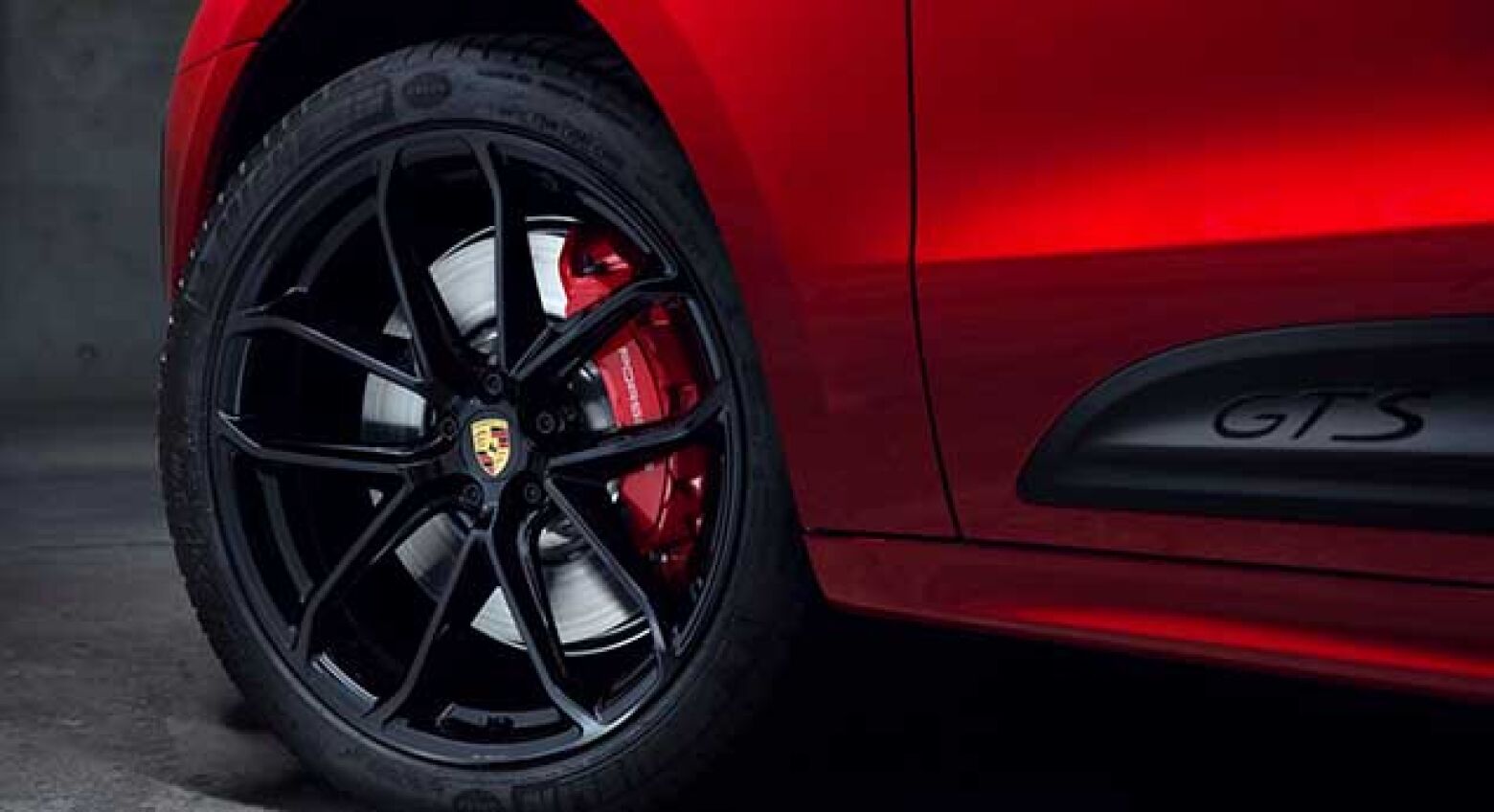 Culpa de um barco! Porsche surpreende com estética exterior do Macan EV