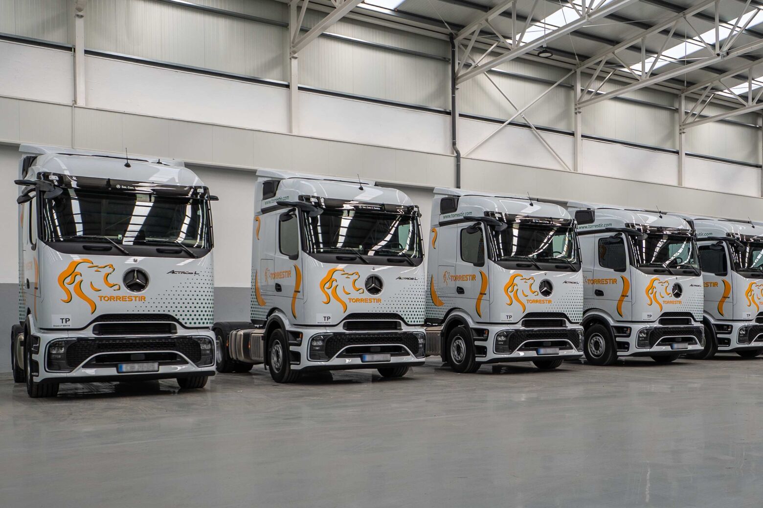 Torrestir adquire 100 Mercedes-Benz Actros L Pro Cabin