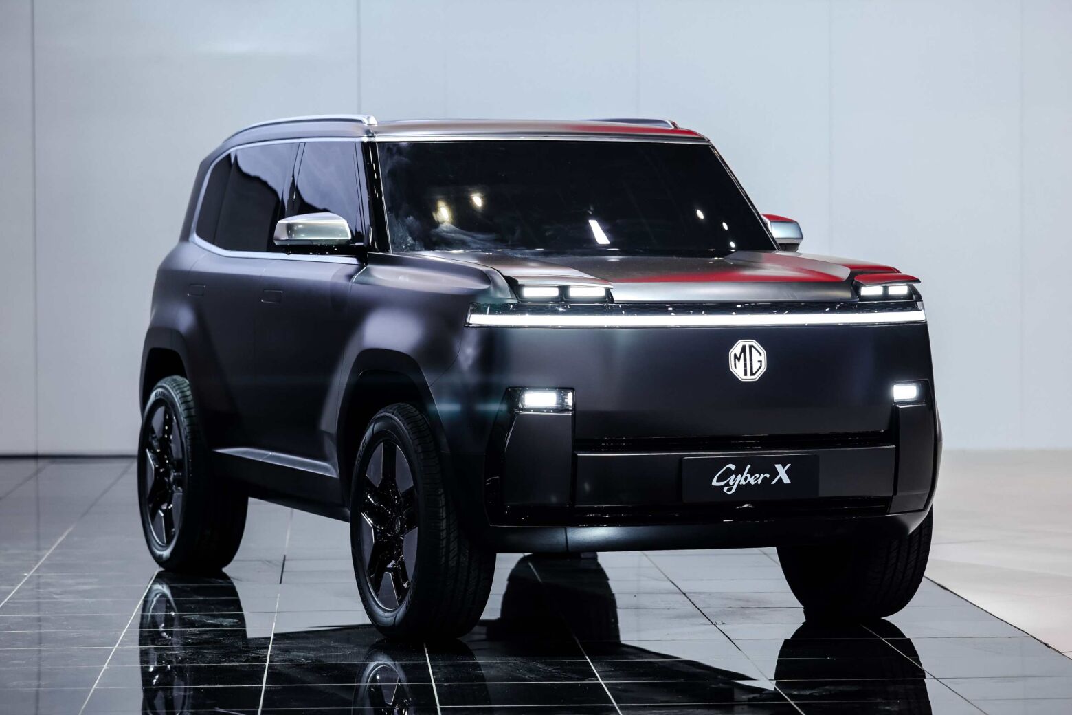 Cyber X “Box” da MG tem assinatura do pai do Bugatti Veyron
