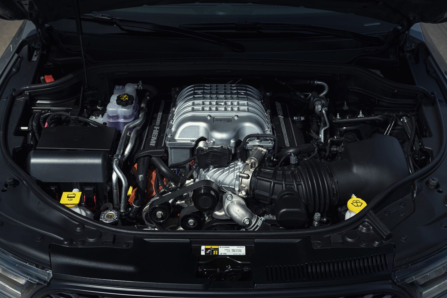 Stellantis poderá retomar produção dos motores V8 Hemi