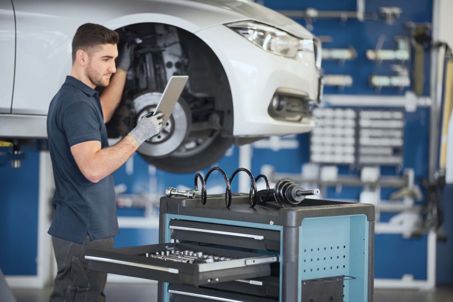 Sabe quando deve substituir os amortecedores do seu carro?