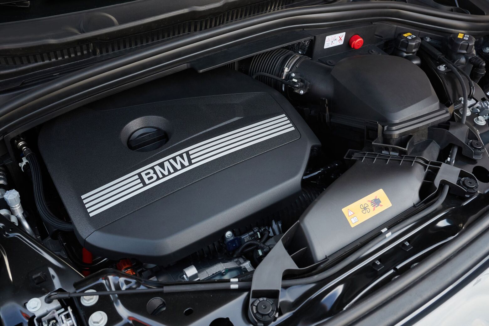 BMW anuncia recolha global de ve&iacute;culos por risco de inc&ecirc;ndio