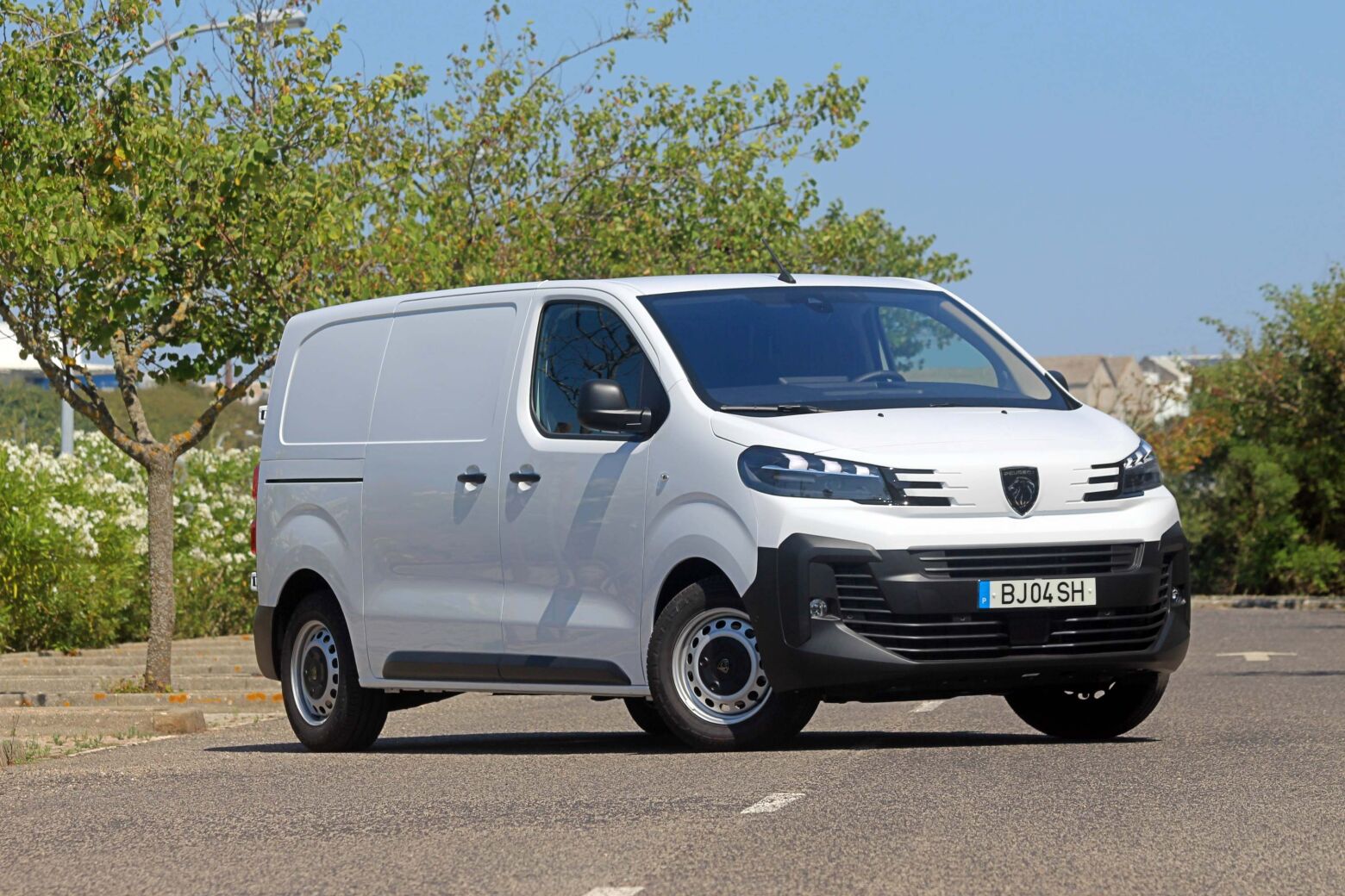 Peugeot E-Expert Standard 75 KW. Mais do que a última milha