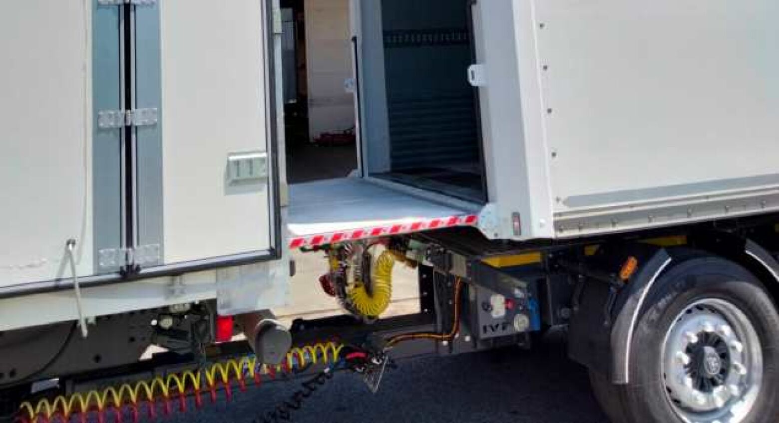 Reta desenvolve solução para transferência de cargas entre atrelados