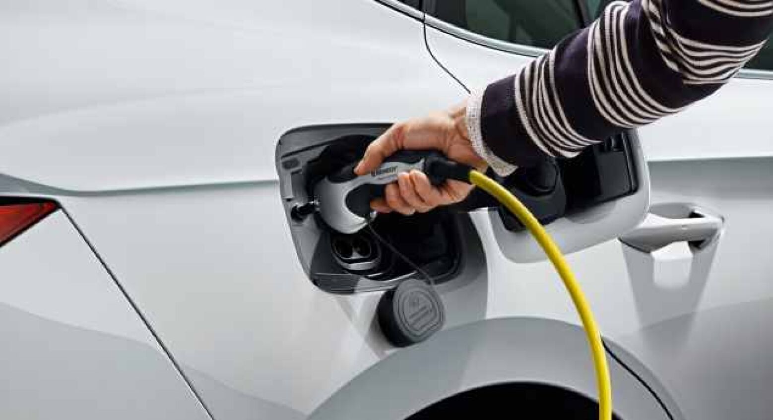 Diz a ACEA. Postos de carregamento para elétricos não chegam