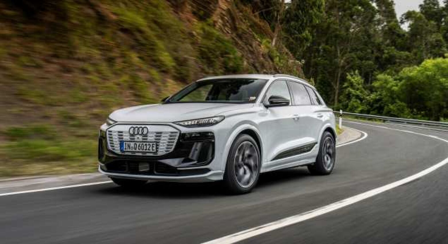 Novo Audi Q6 e-tron promete autonomia superior a 600 km