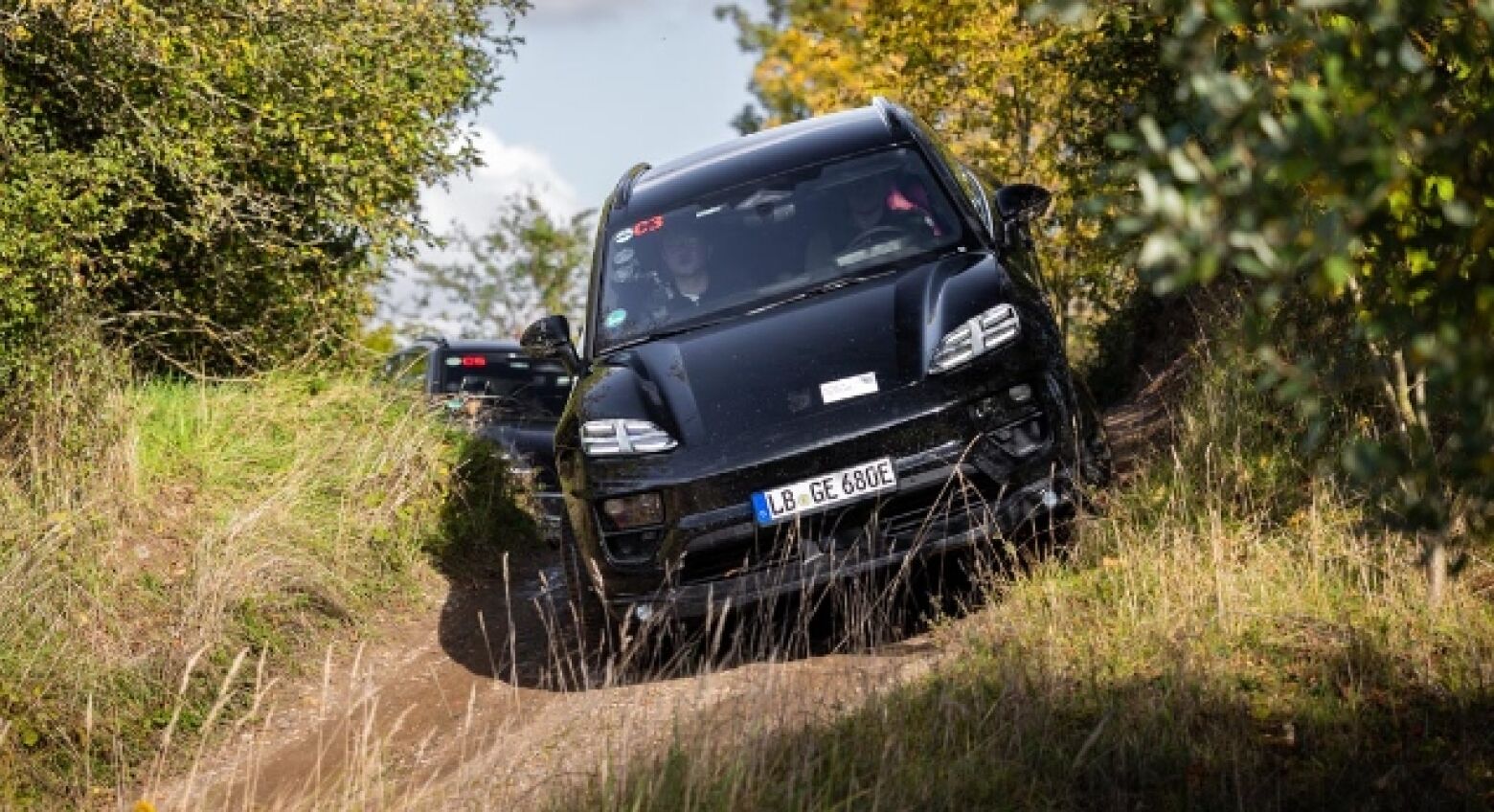 Promete! Em pista com o Porsche Macan Elétrico