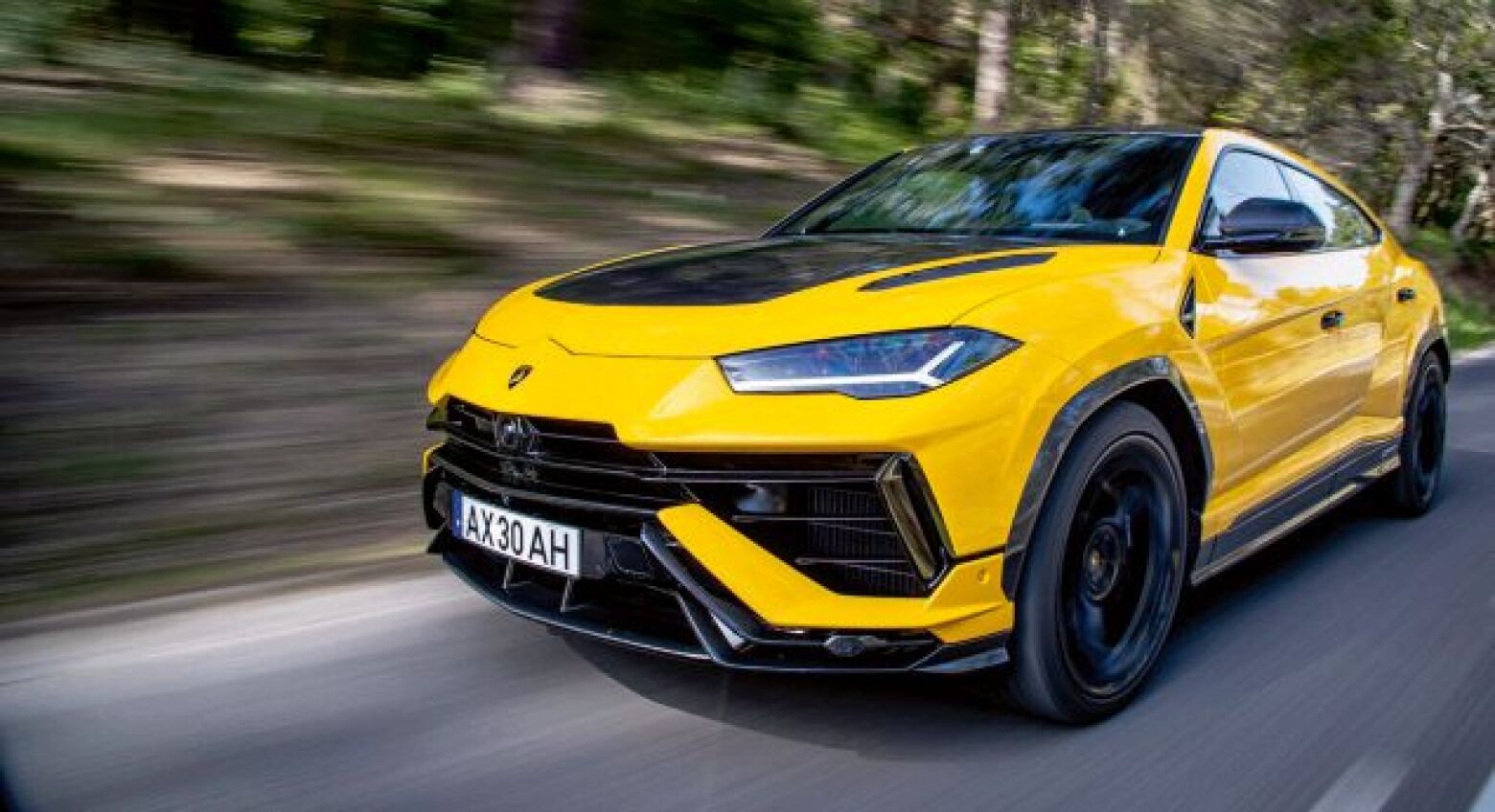 Porque também acontece aos grandes! Lamborghini chama Urus à oficina