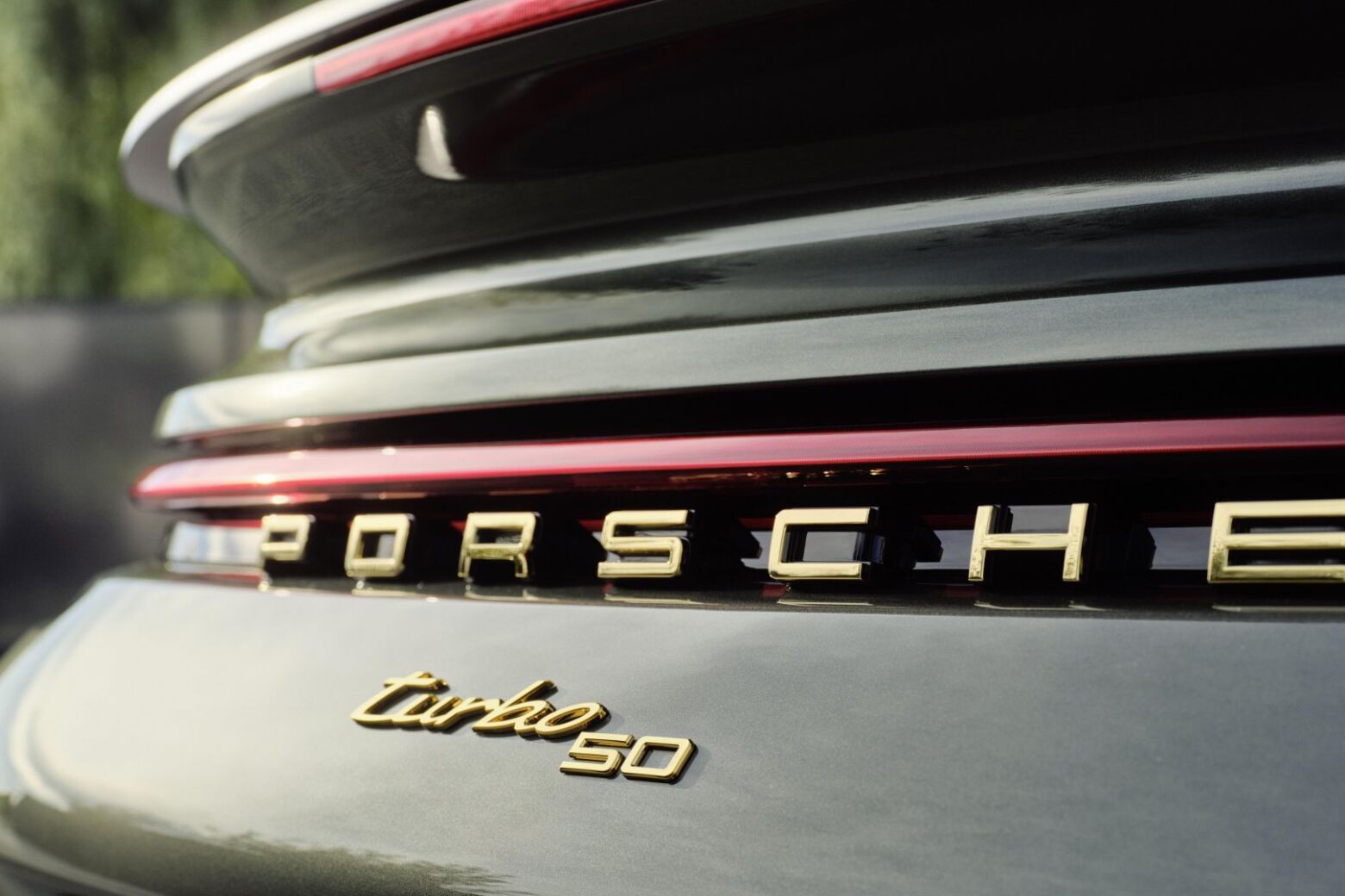 Vendas globais da Porsche caem: China lidera a queda