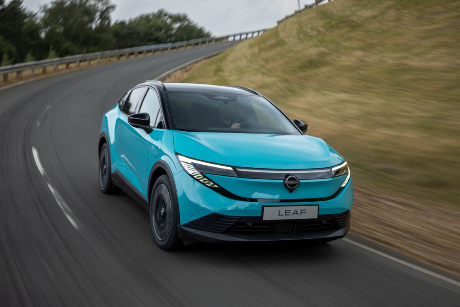 Nissan apresenta novo Leaf e está irreconhecível