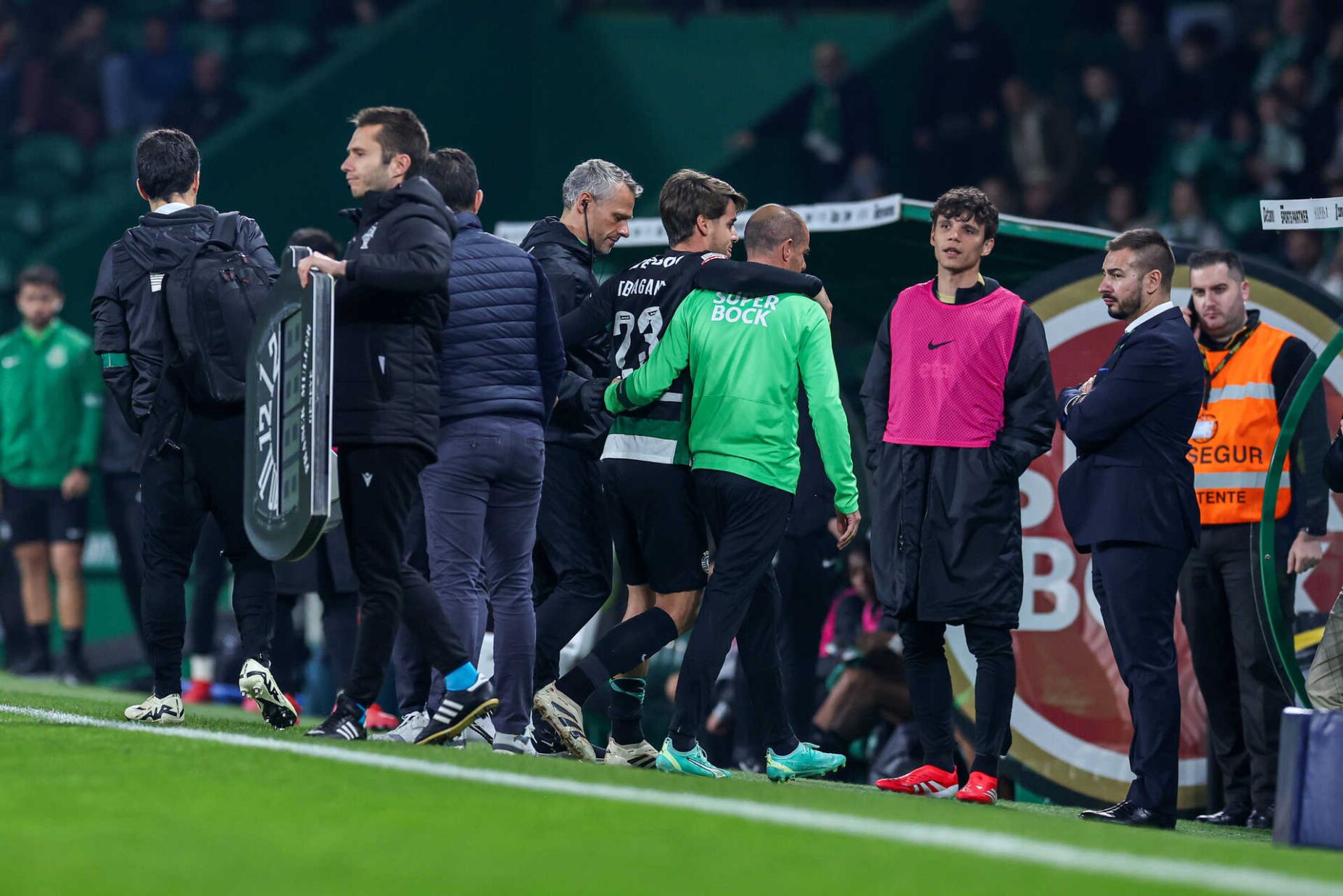 Daniel Bragança lesiona-se e não joga até ao fim da temporada