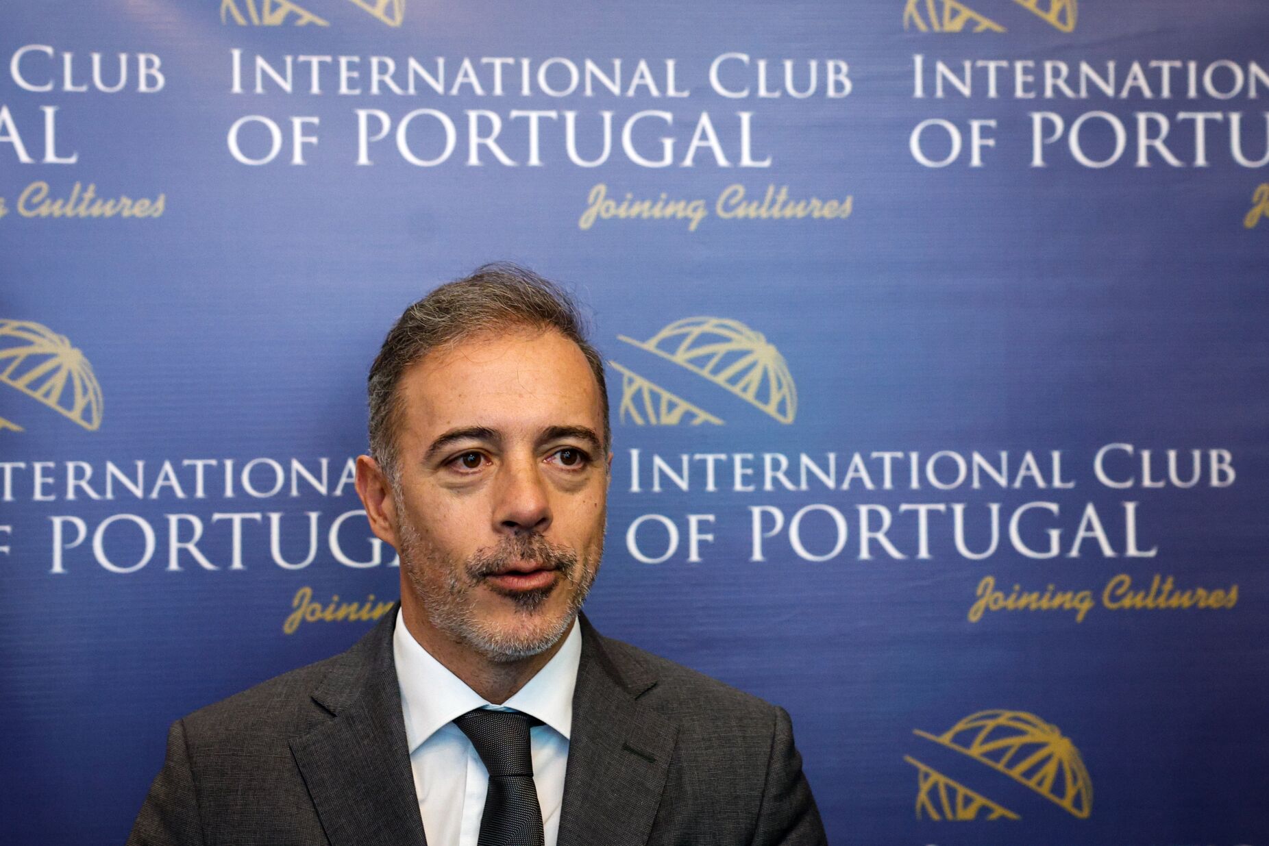 Pedro Duarte diz que moção de censura do Chega é "anedótica" e acusa líder do PS de "deriva populista"