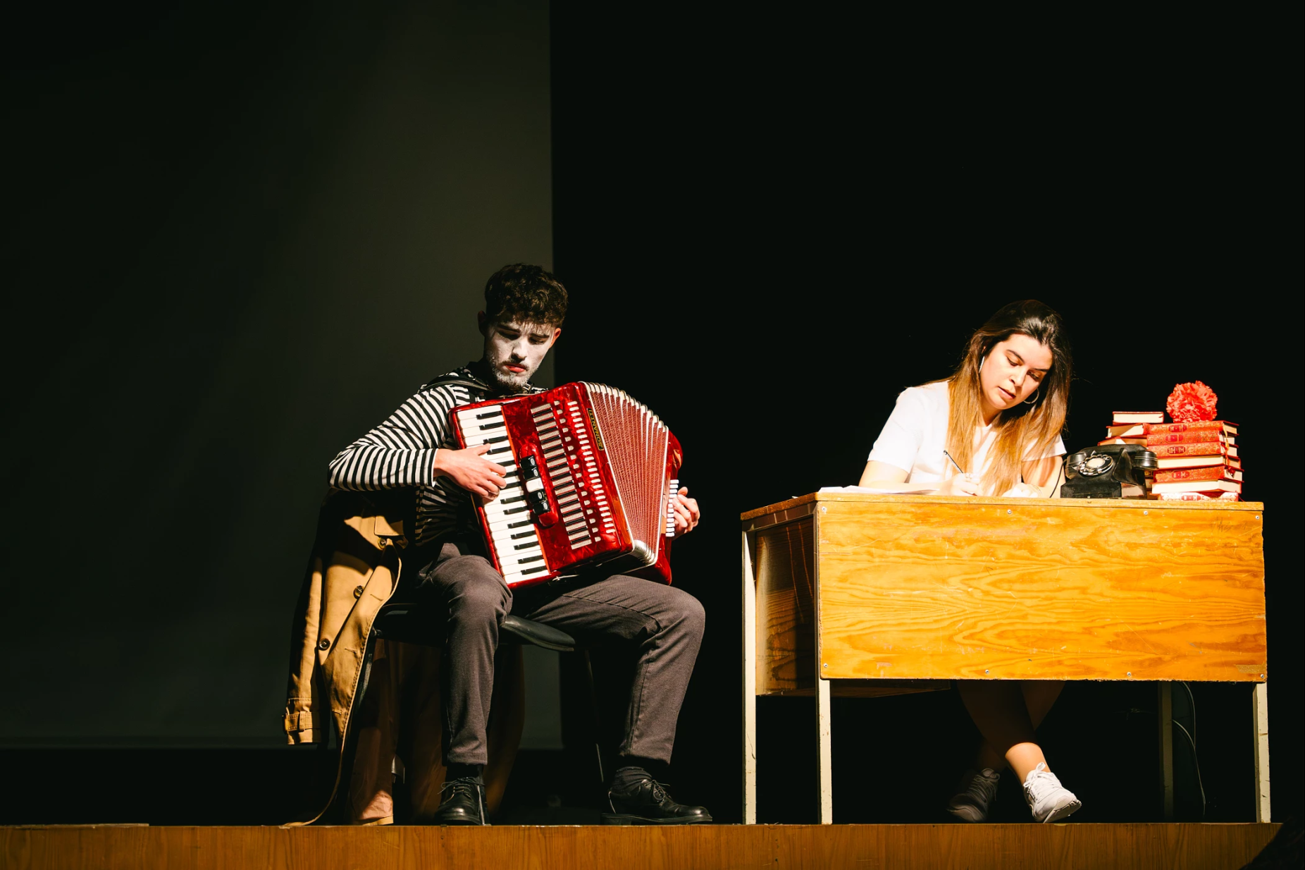 “Fundo”, o musical onde a saúde mental é protagonista