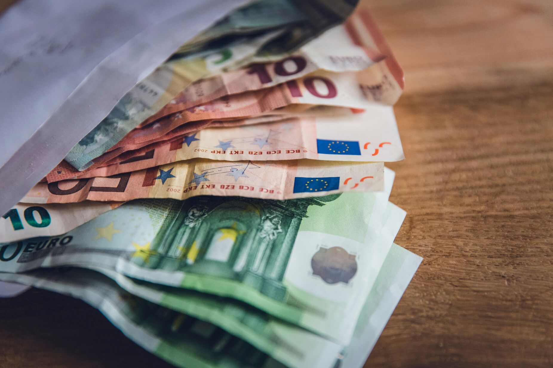 Governo propõe aumentos de 55,26 euros ou 2,1% na Função Pública em 2025 e 2026