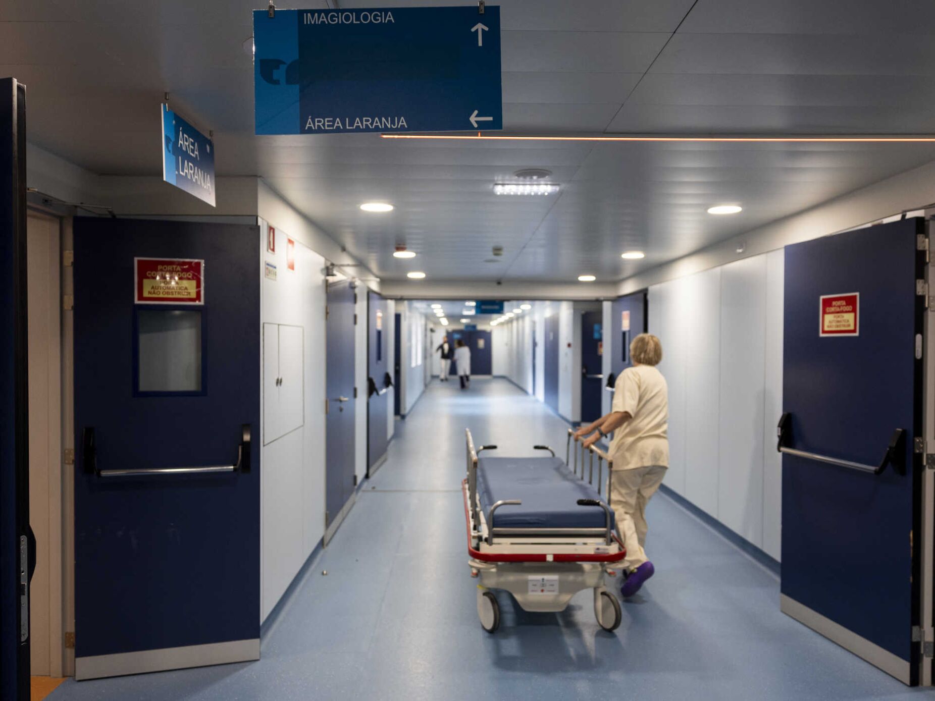 Todos os hospitais passam a poder internar doentes em casa