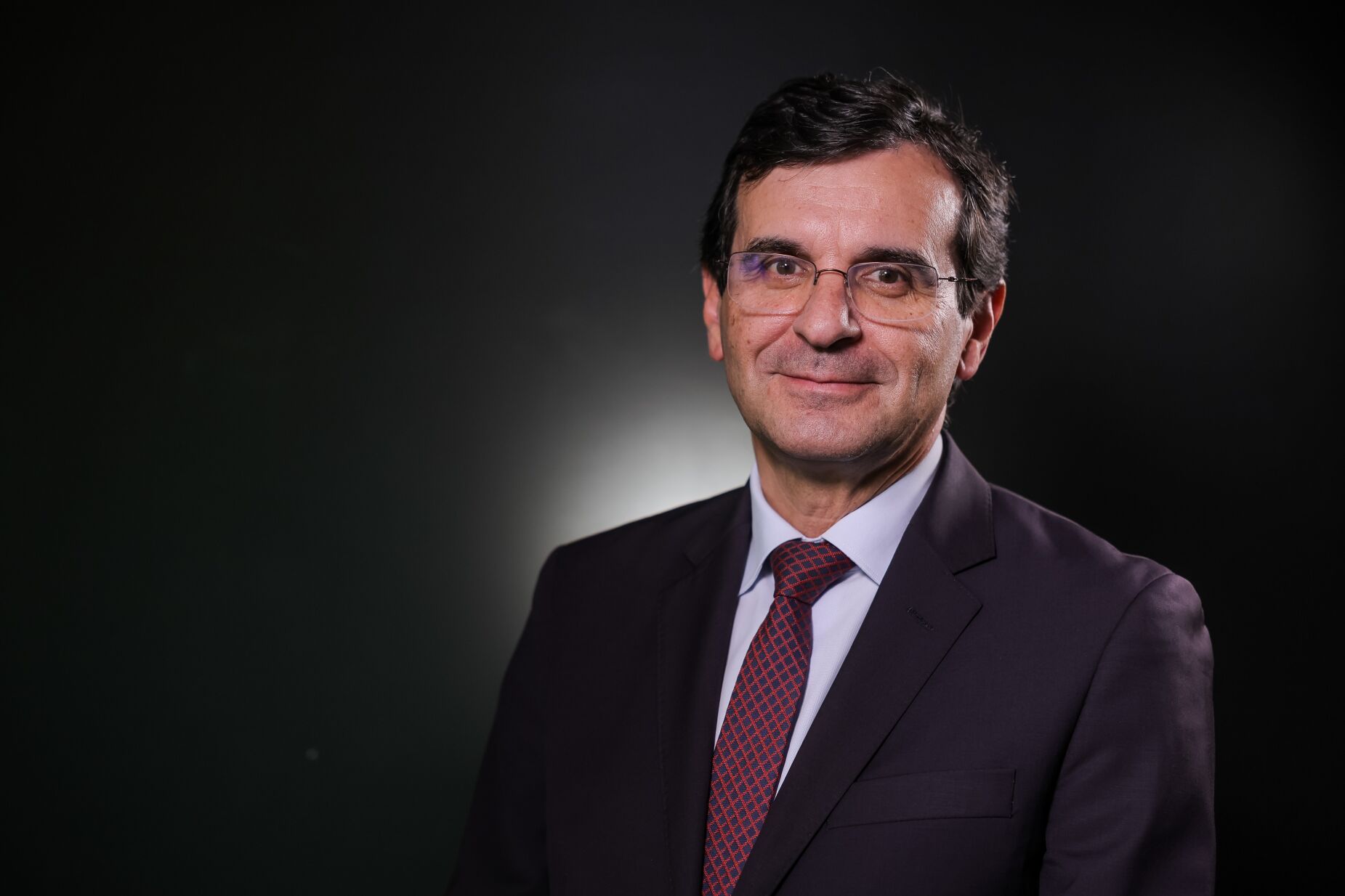 Adalberto Campos Fernandes apoia Seguro e atira às "elites" do PS que criticam candidatura: "Não acredito em predestinados ou em castas"