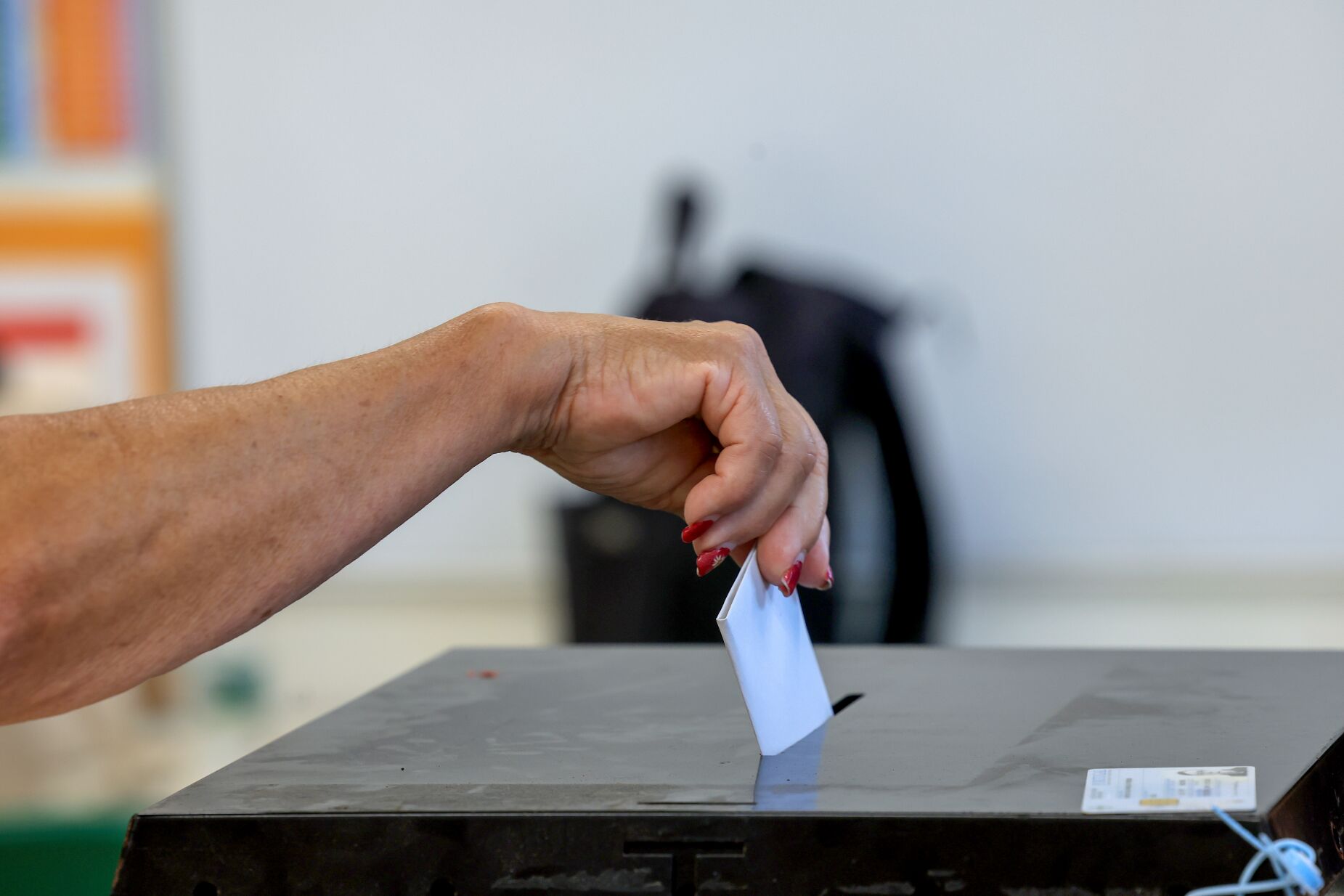 Barómetro: candidato pesa mais do que o partido na intenção de voto nas autárquicas