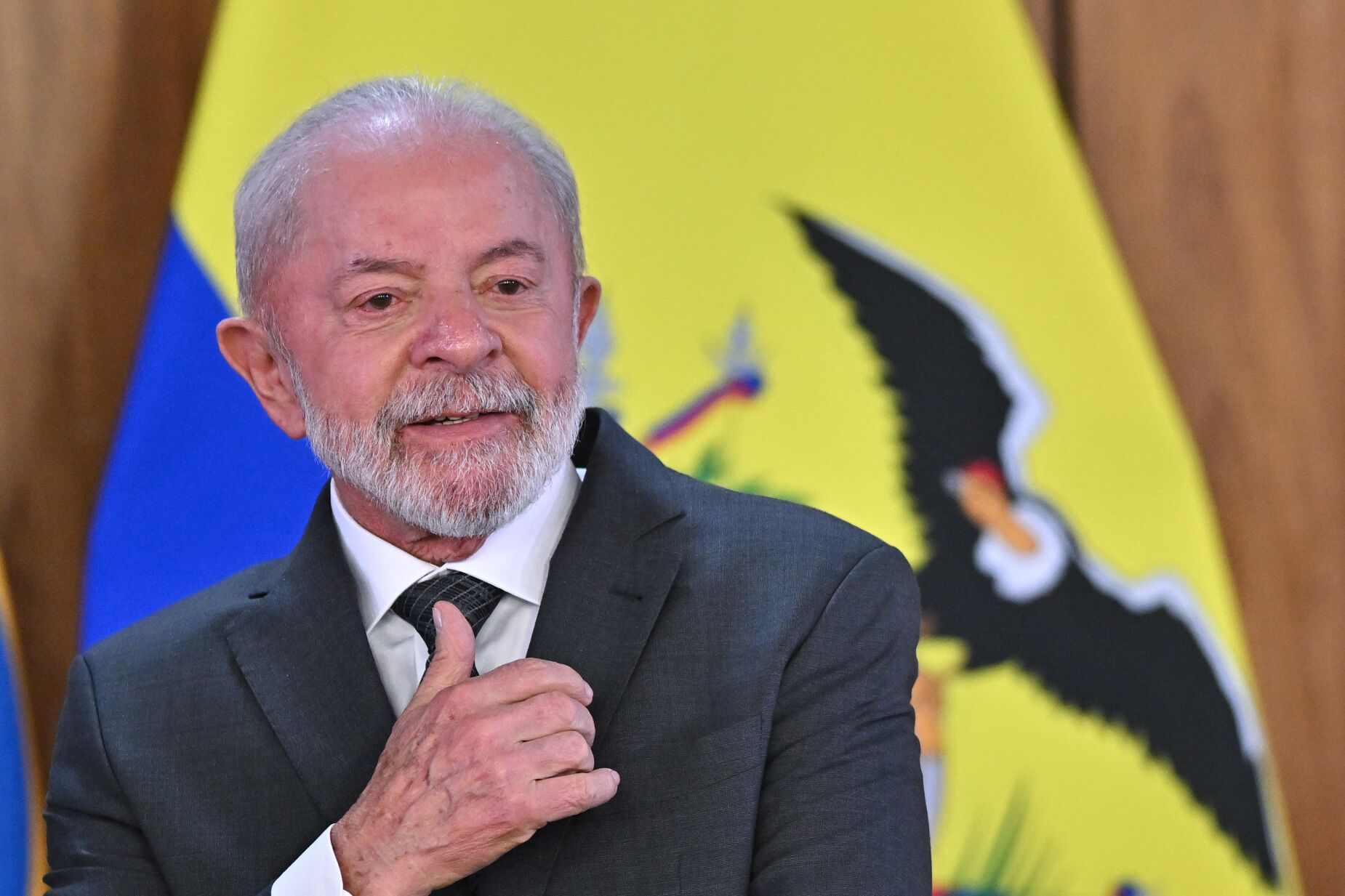 Lula responde a Trump: "orgulhoso" do STF, Presidente brasileiro garante que julgamento de Bolsonaro "não foi caça às bruxas"