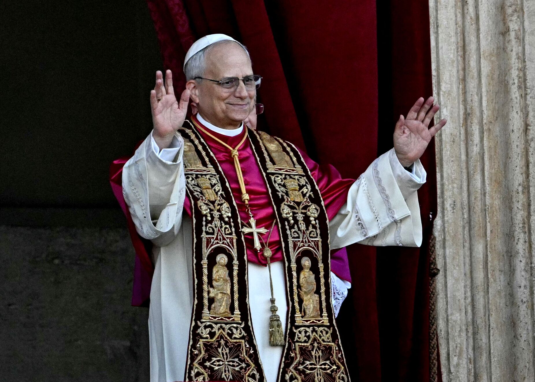 Robert Prevost, o novo Papa que recupera o nome Leão e "não vai trair a herança de Francisco"