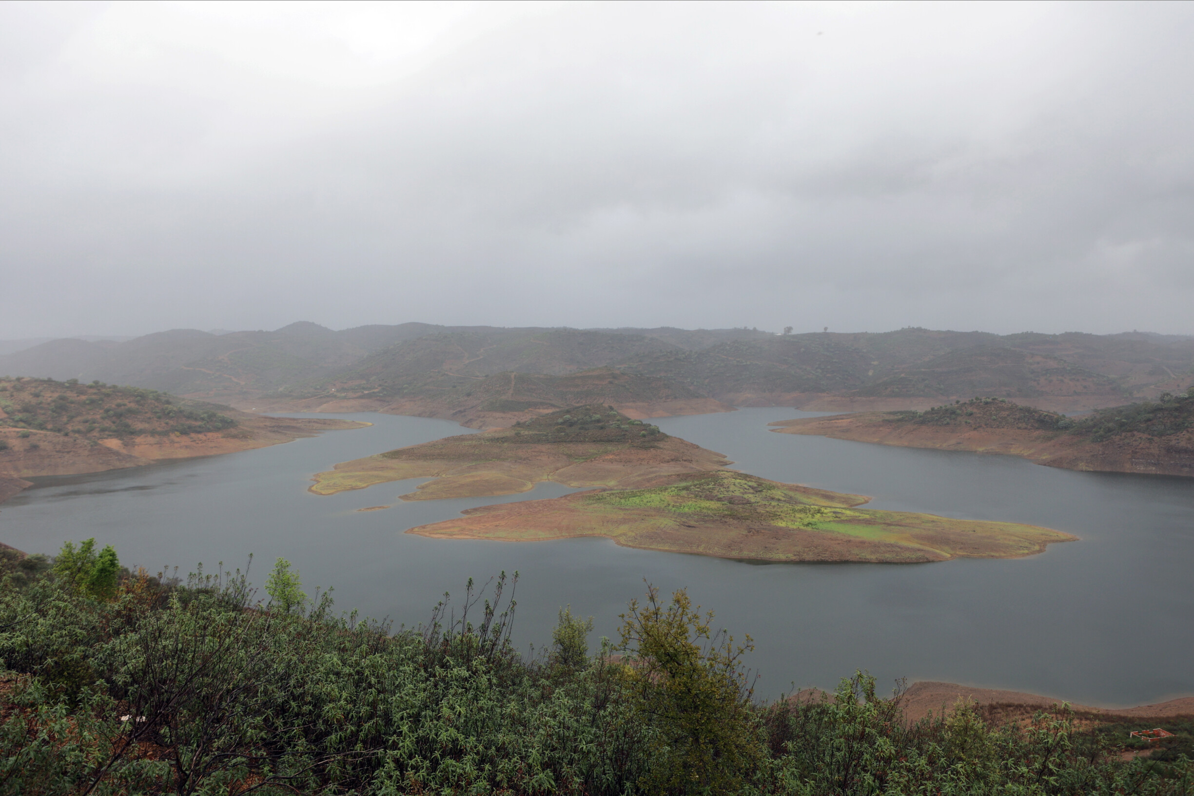 Algarve Water Reserves Surge: Discover the Six Dams Now at 80% Capacity