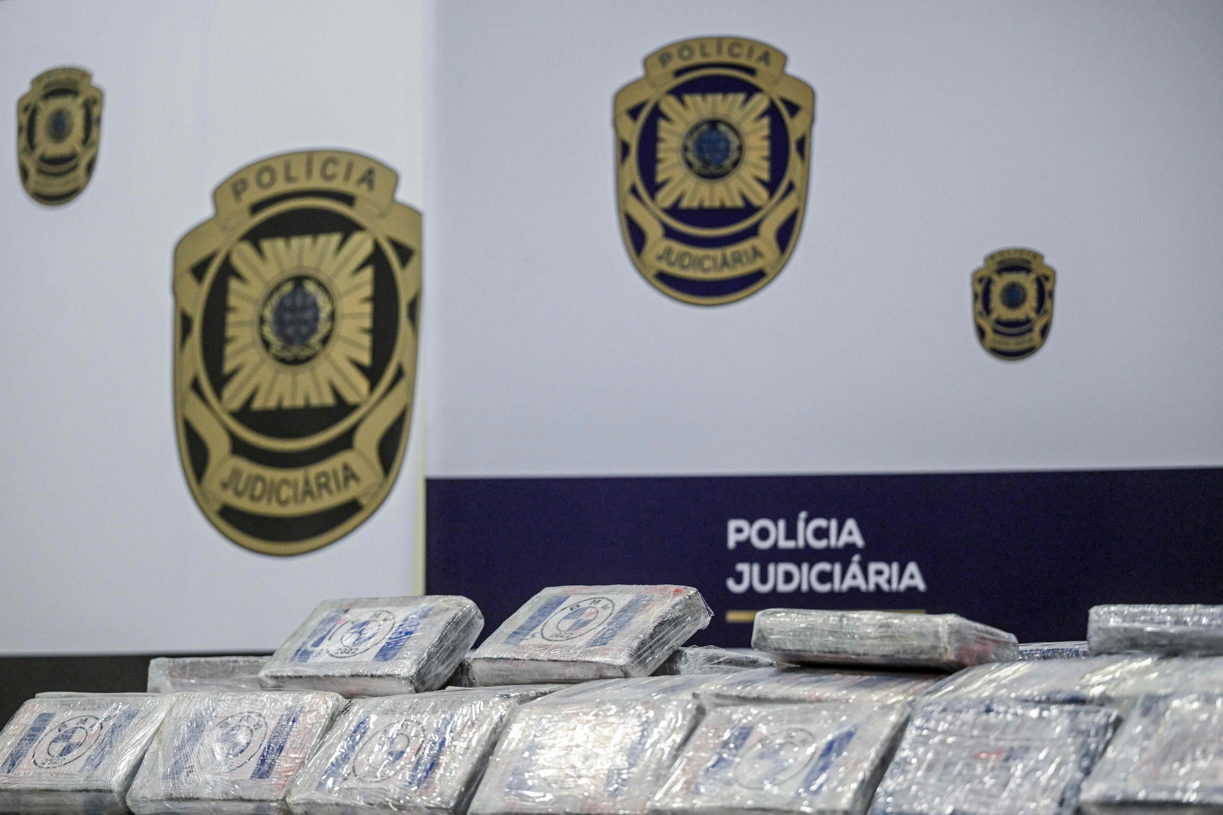 Major Drug Trafficking Network Dismantled in Portugal: Six Arrested