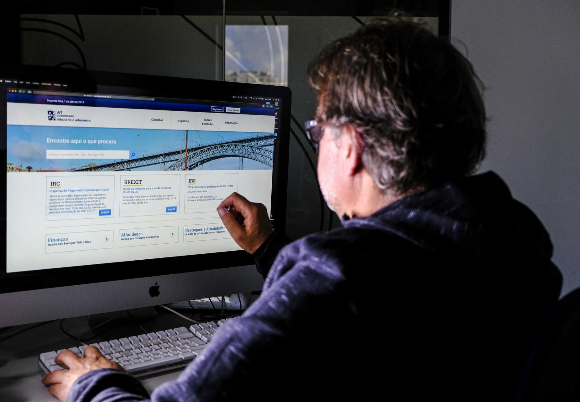 IRS: termina prazo para validar faturas, mas contabilistas pedem mais tempo após problemas no acesso ao portal