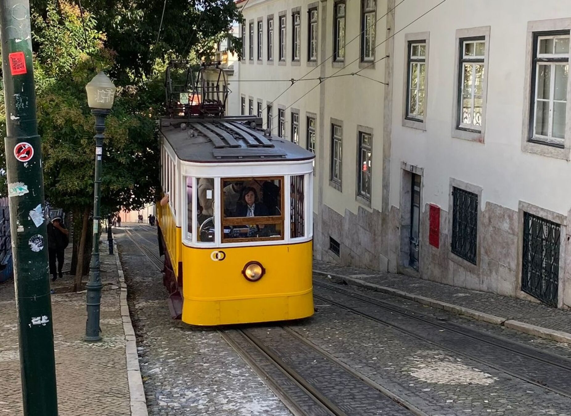 Trabalhadores da Carris apresentaram “queixas sucessivas” quanto à manutenção dos elevadores em Lisboa