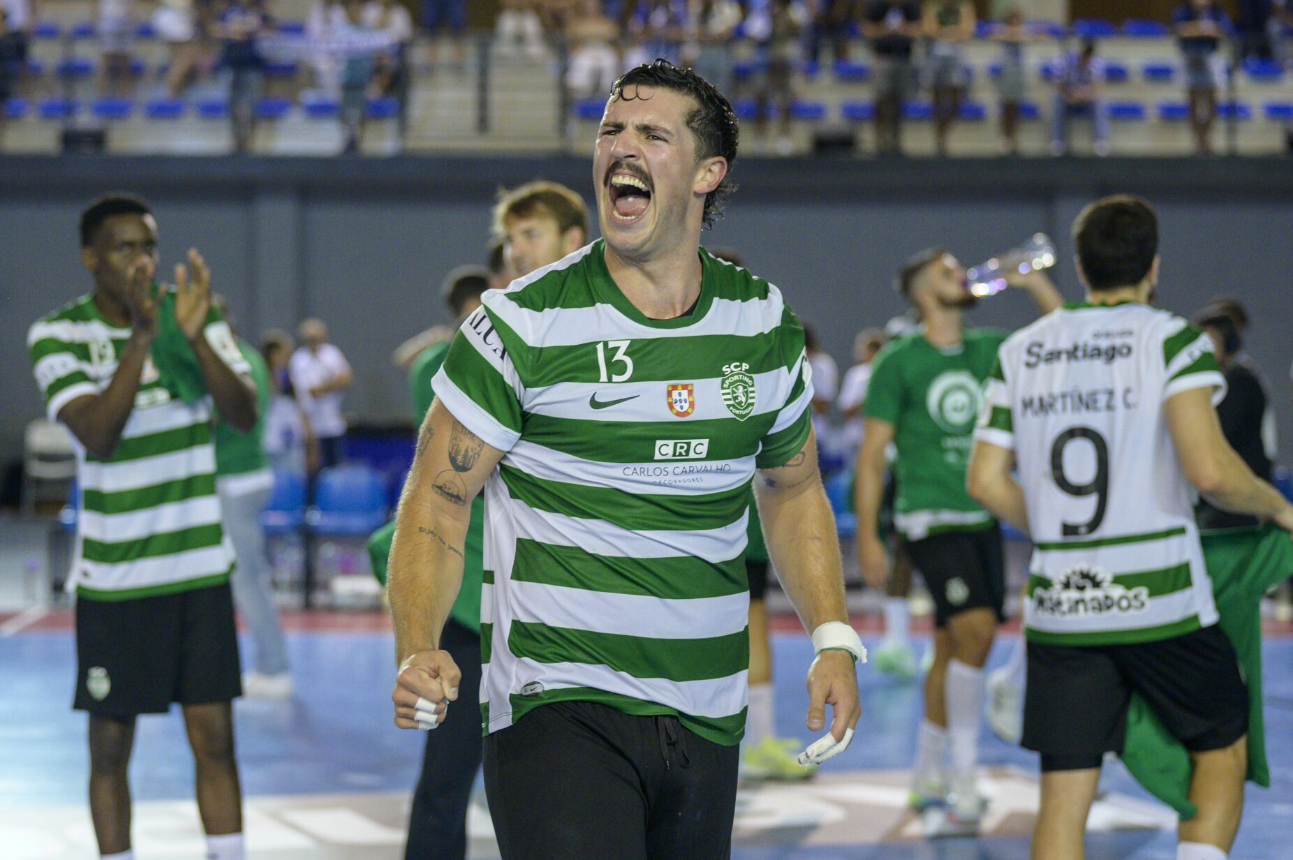 Sporting vence Kielce e lidera Grupo A da Liga dos Campeões de andebol