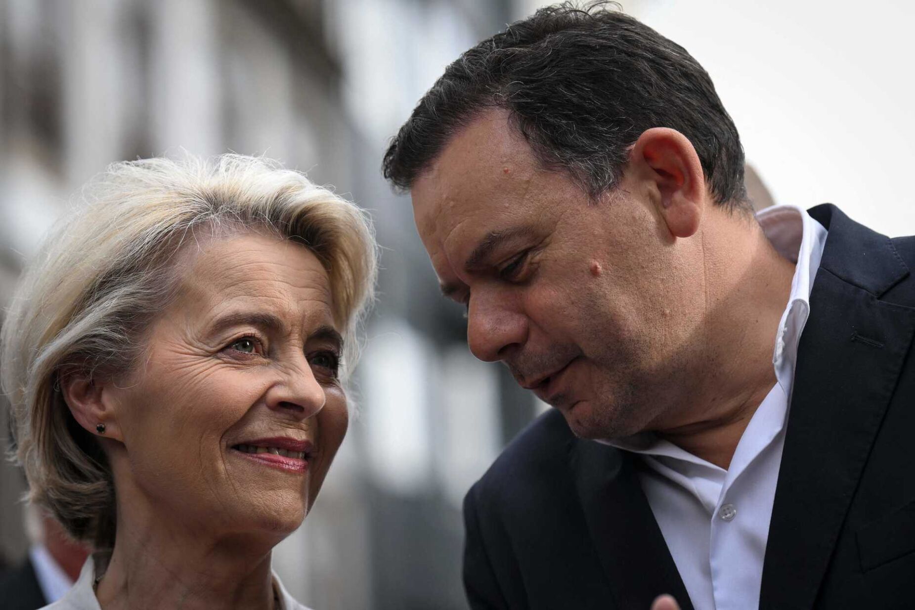Cargos de Topo. Von der Leyen vai pedir a Montenegro que proponha “um homem e uma mulher” para o colégio de comissários