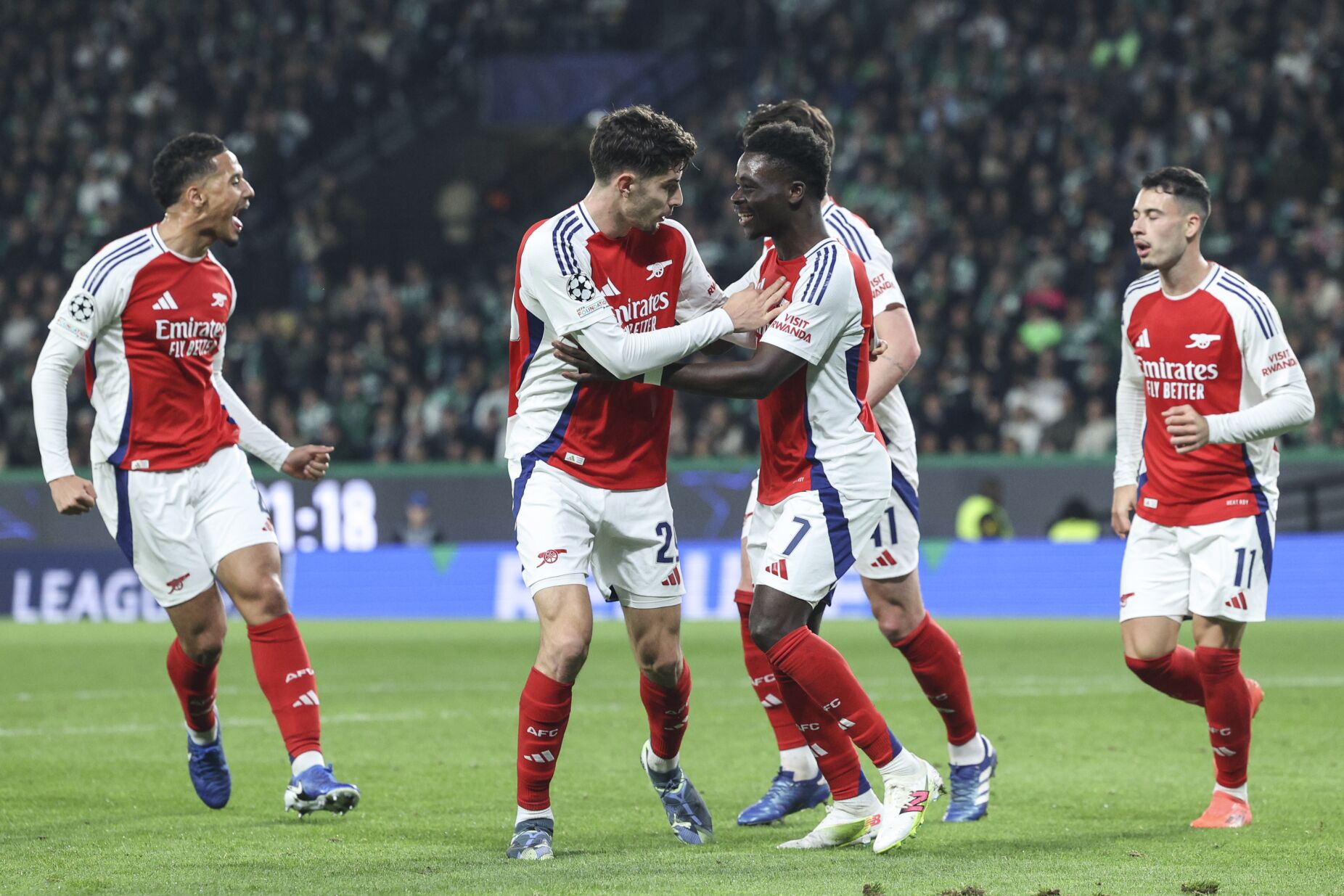Depois do sonho azul, o pesadelo vermelho: Sporting goleado em casa pelo Arsenal. Veja os golos