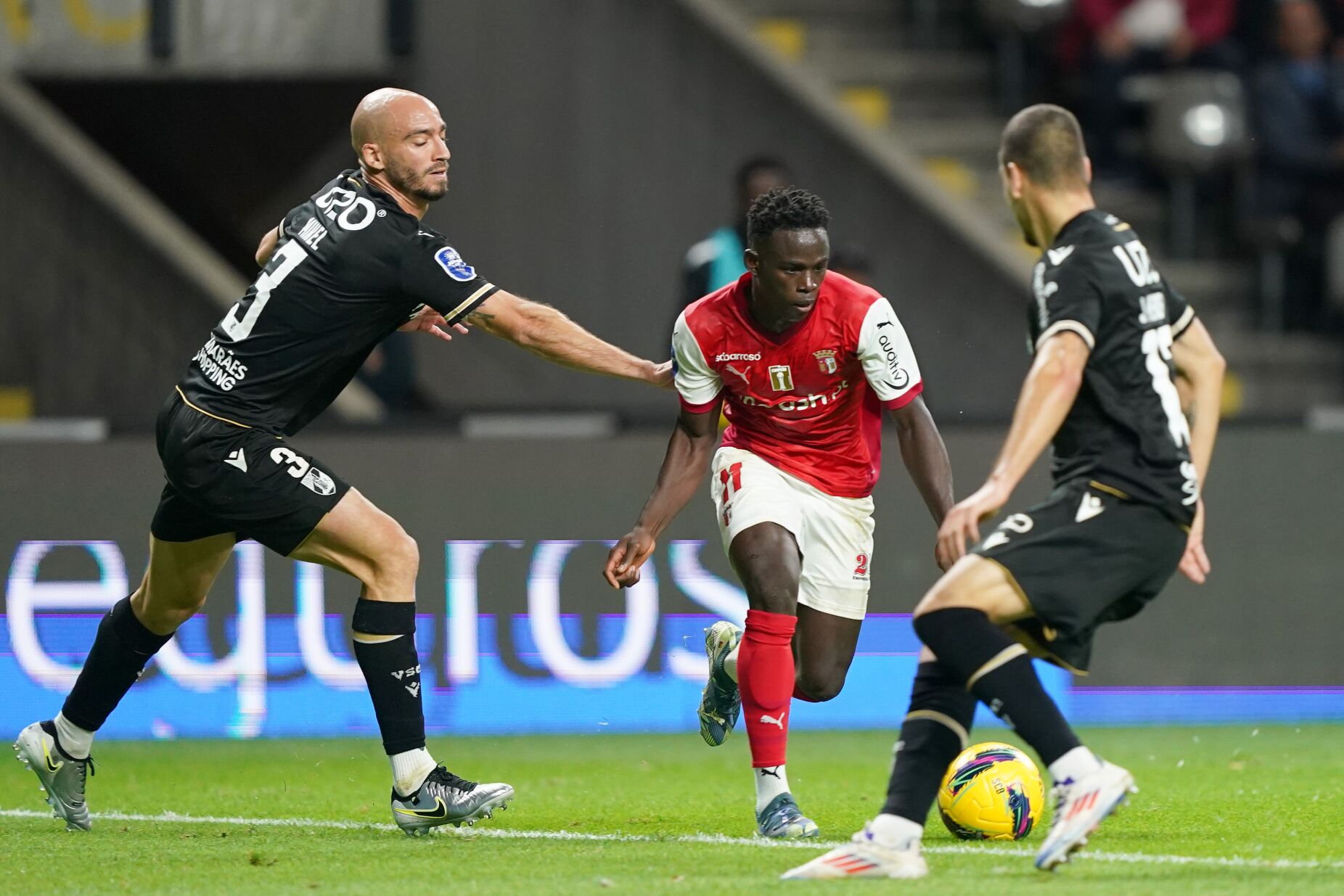 Braga vence Vitória e defronta Benfica na final four da Taça da Liga. Veja os golos