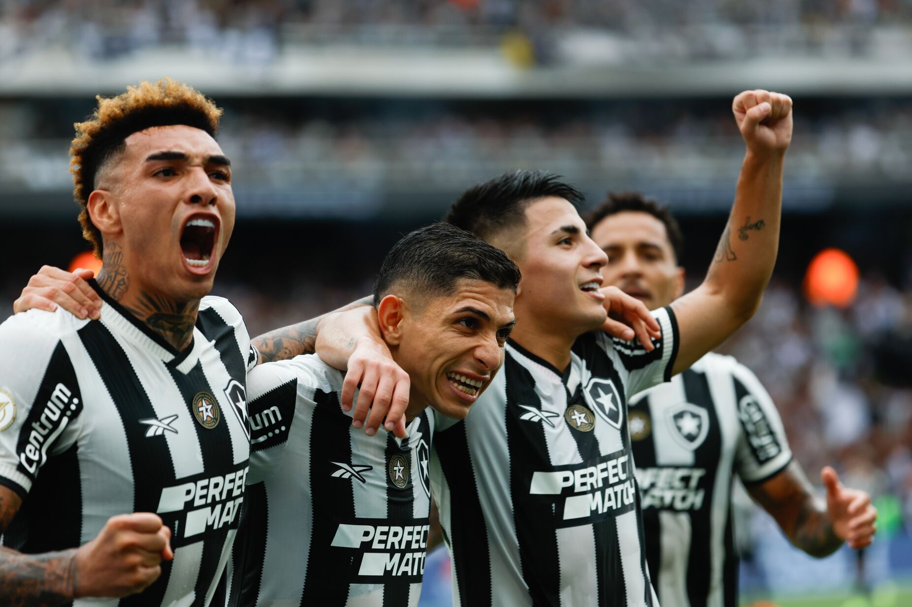 Botafogo, de Artur Jorge, vence o São Paulo e sagra-se campeão brasileiro