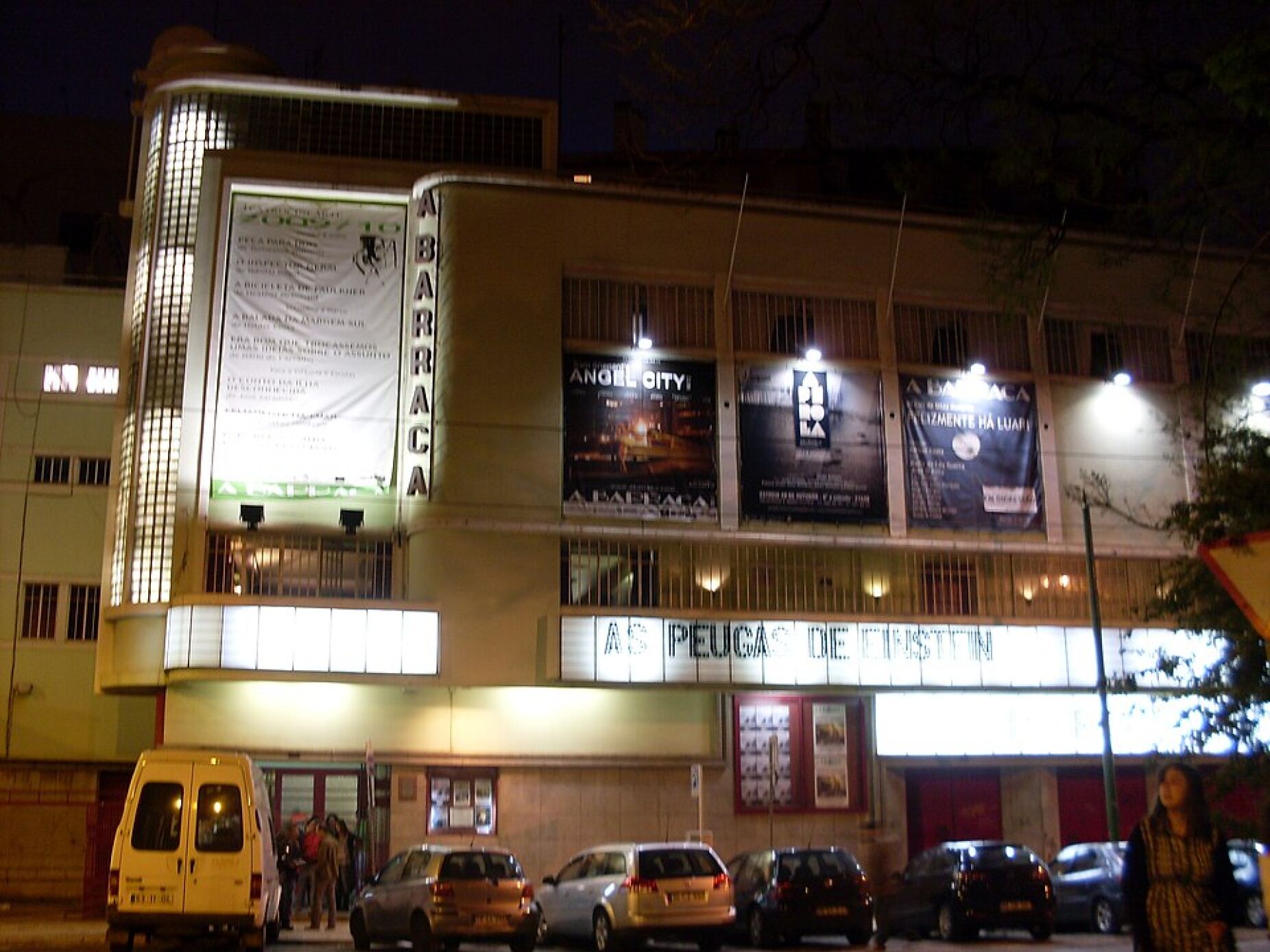 Teatro A Barraca: Adérito Lopes agredido por "grupo de neonazis" em Lisboa, ator hospitalizado