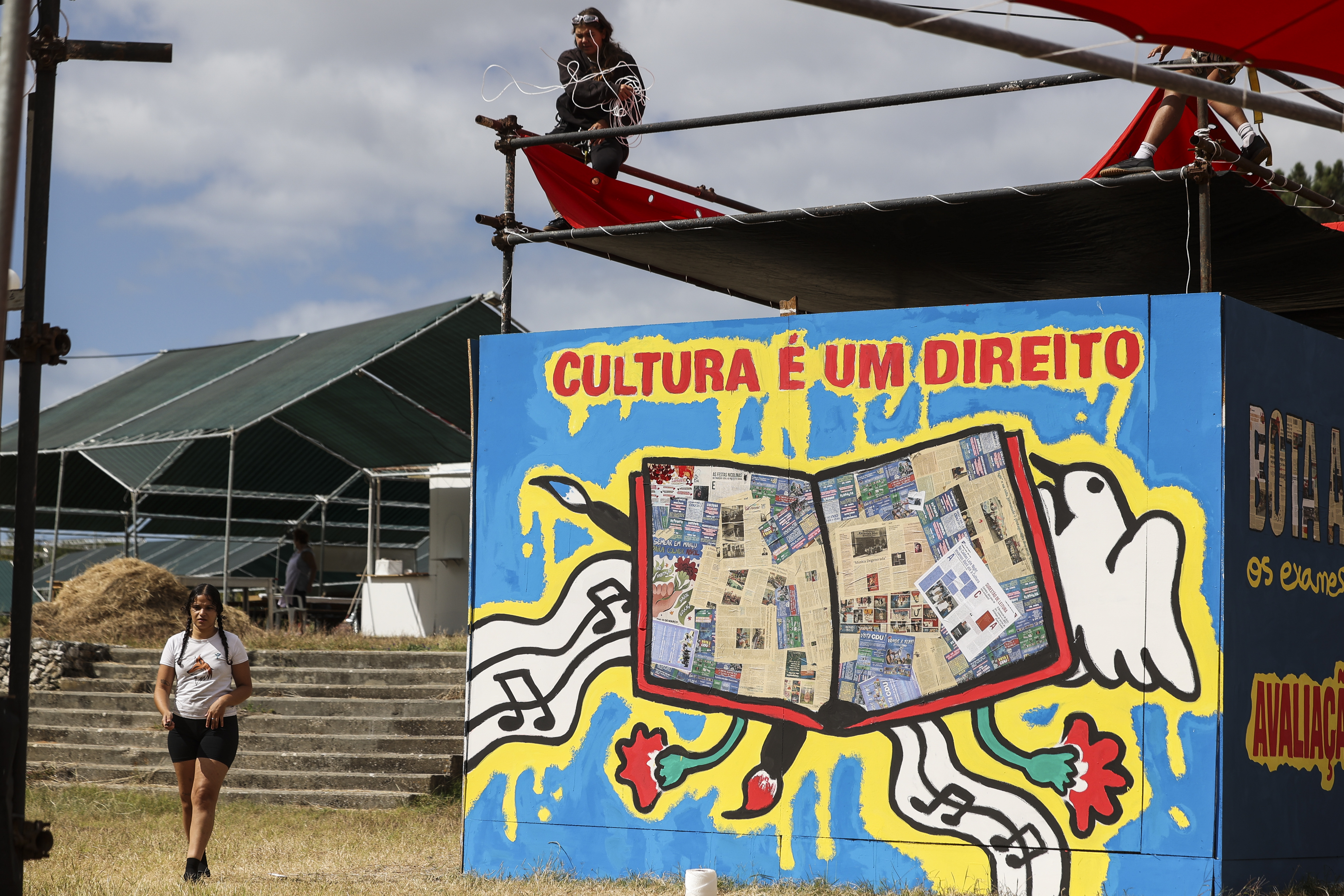 "Governo preocupa-se mais em investir na guerra." Trabalhadores dos espetáculos e do audiovisual marcam greve para 20 de setembro