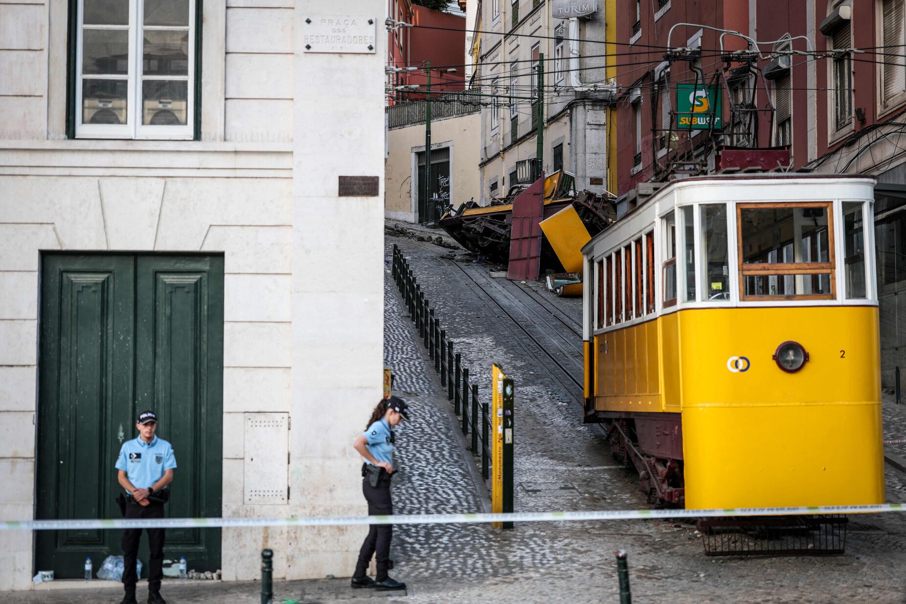 "É gravíssimo." PS pede reunião extraordinária da câmara de Lisboa para "esclarecer falsidades" sobre Elevador da Glória