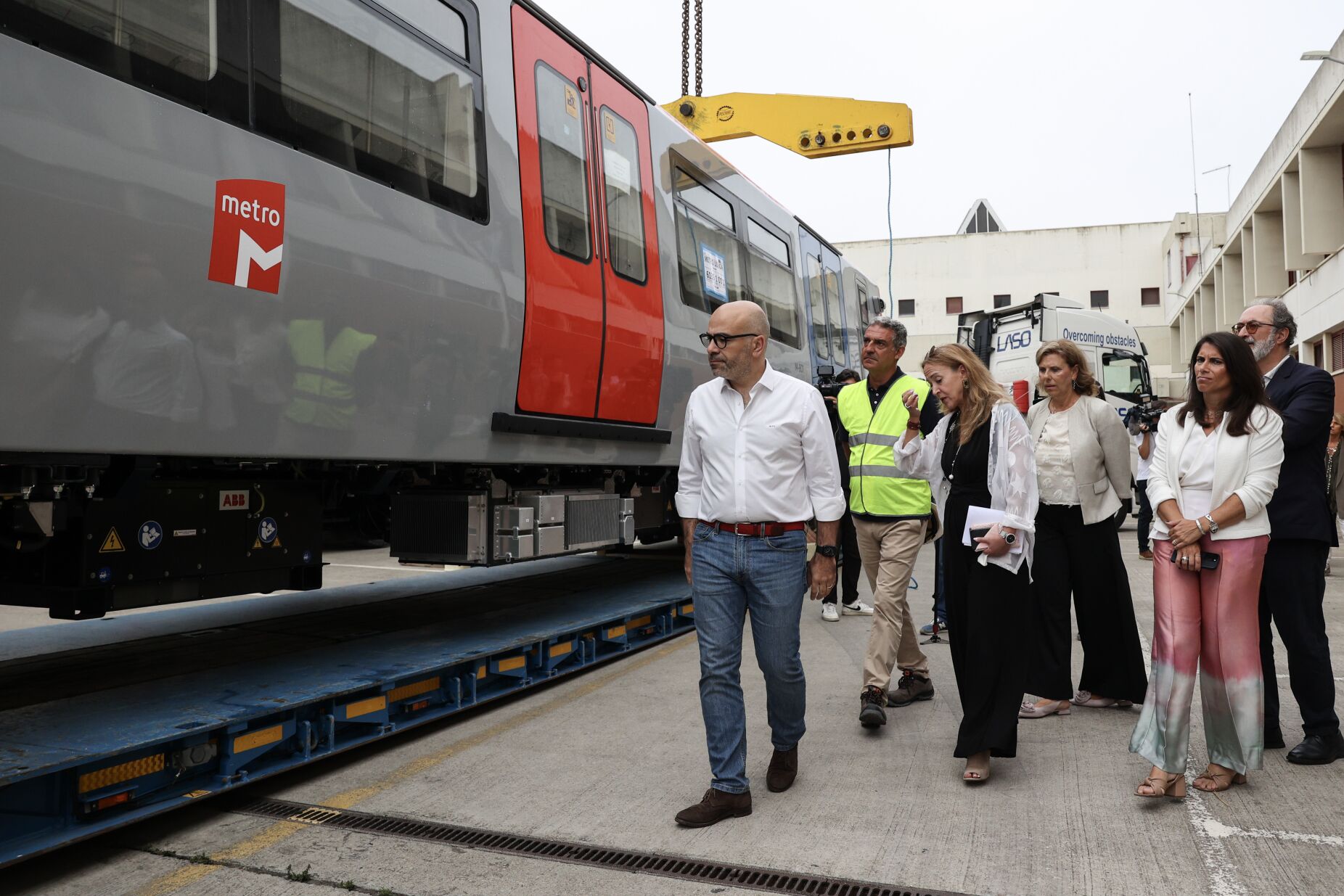 "Lisboa estará mais bem servida." Metro recebe novas carruagens mais de 20 anos depois