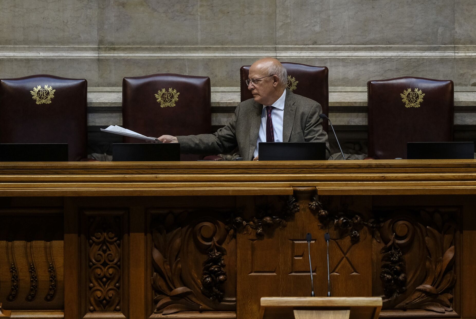 Santos Silva está fora da corrida a Belém: "é preciso candidatura agregadora e independente" que ainda está para vir