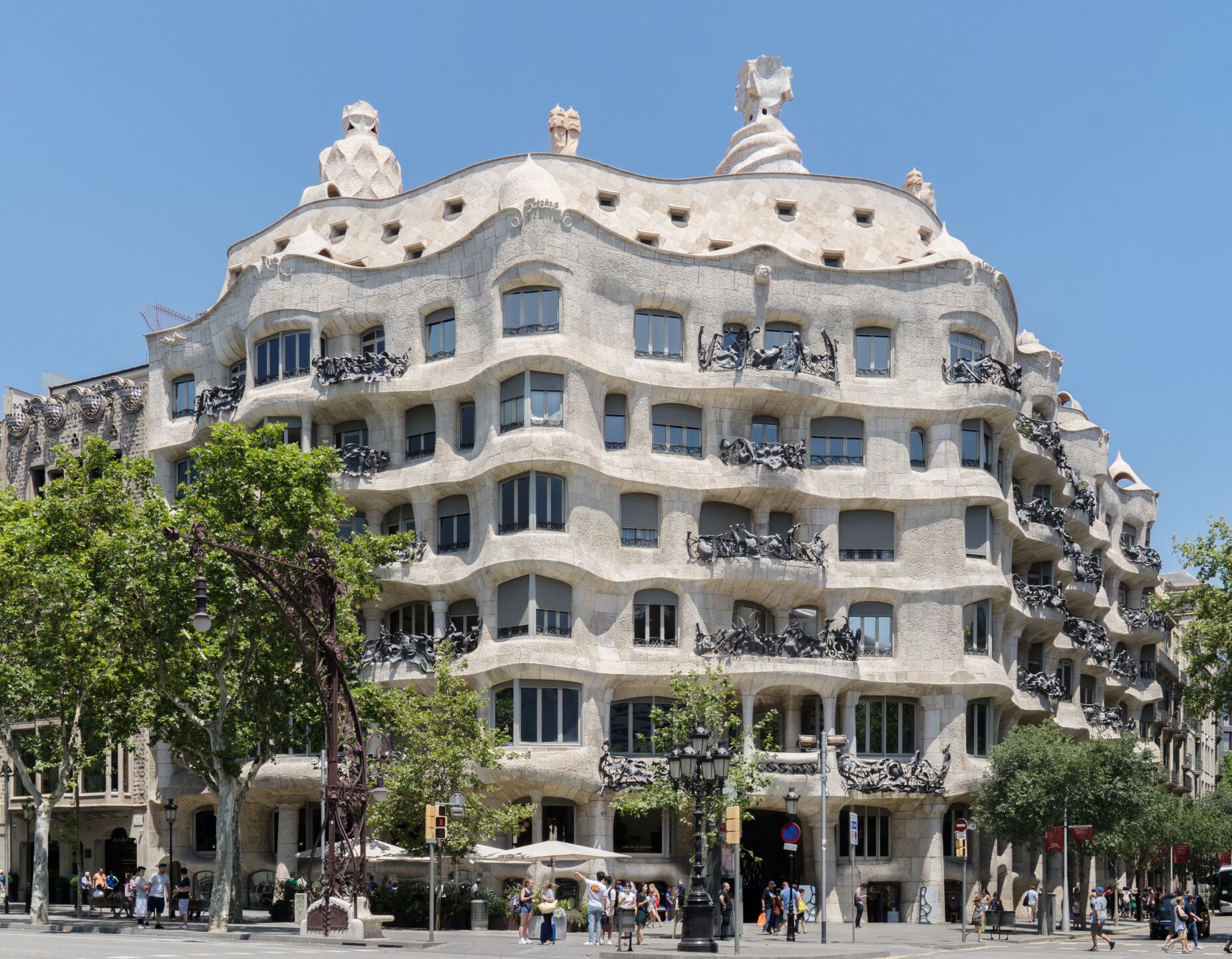 Beatificação de Gaudí? Foi "um homem muito envolvido com a sua arte e menos com uma dimensão religiosa"