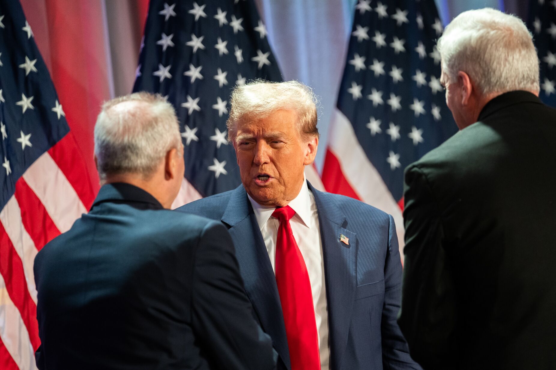 Vitória de Donald Trump nas eleições presidenciais norte-americanas confirmada no Congresso