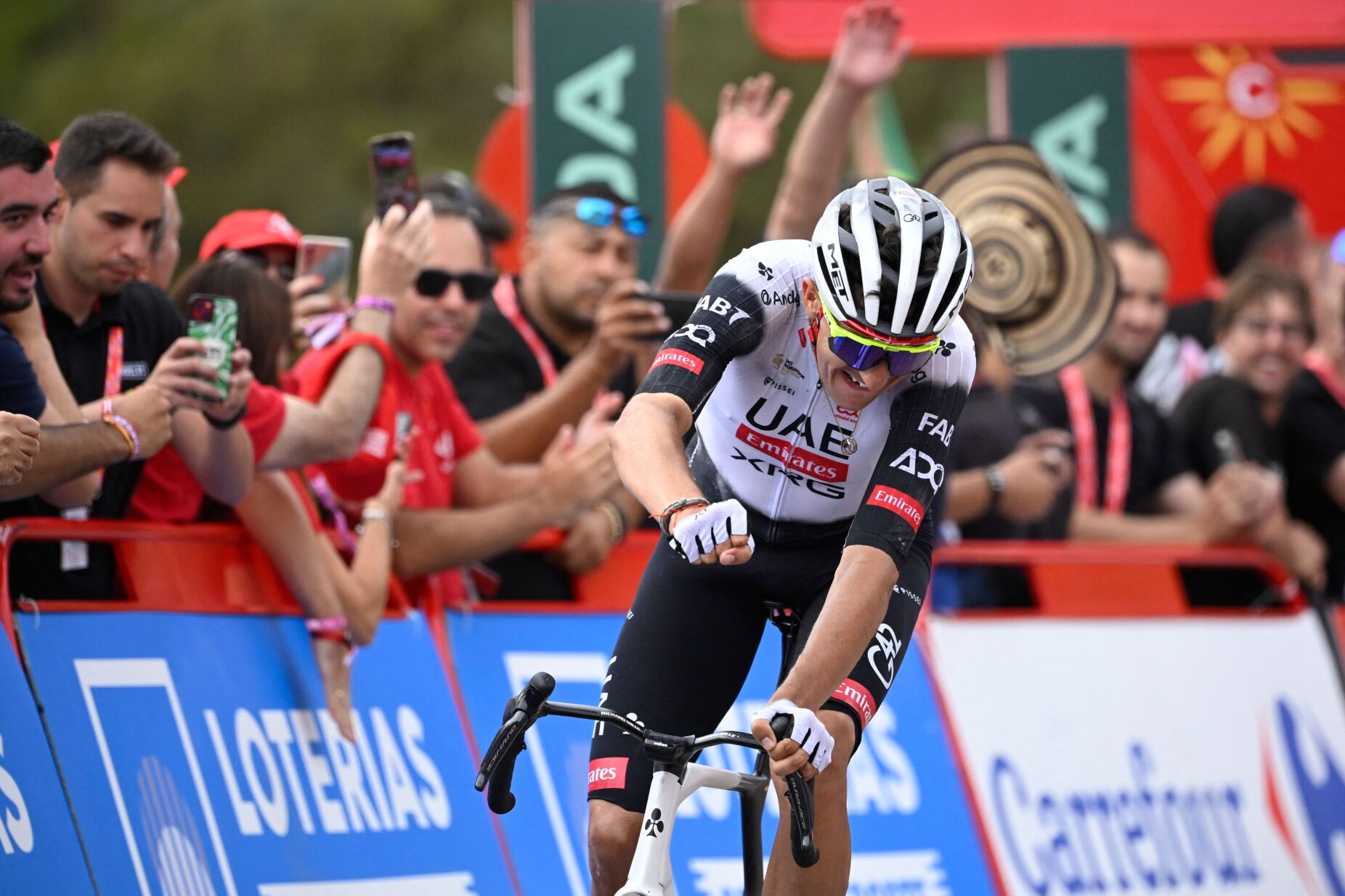 Marc Soler vence isolado 14.ª etapa da Vuelta. João Almeida terceiro chegou no terceiro lugar