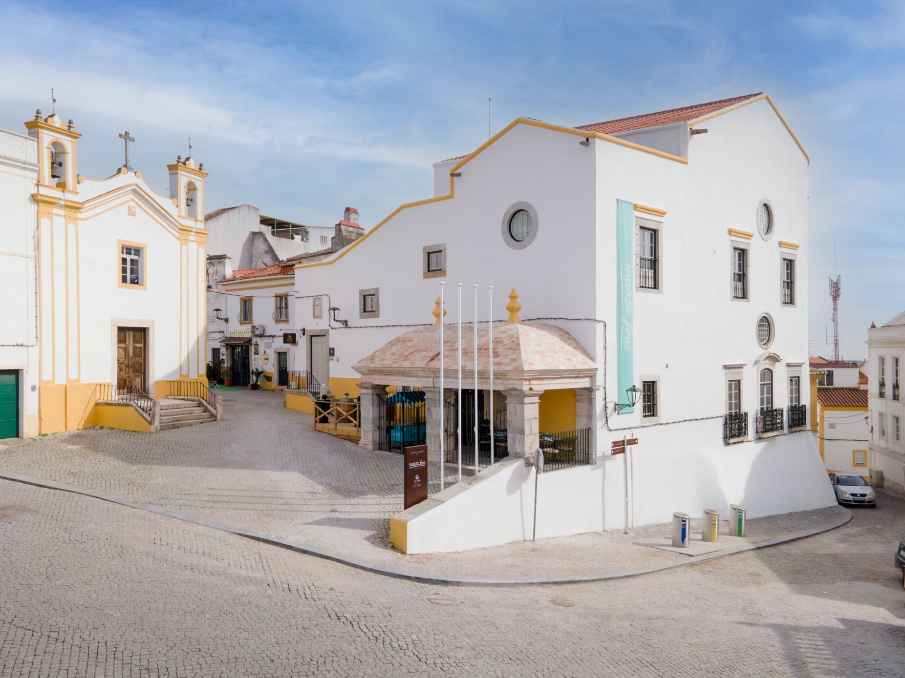 Doors open to Casa d'elvas