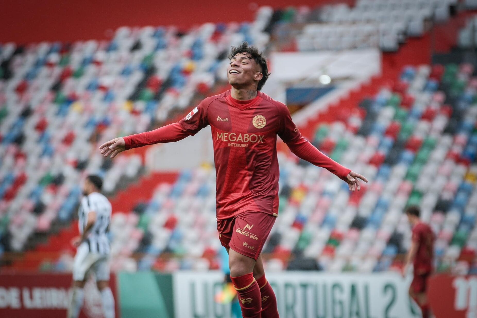 Sporting perto de contratar Alisson Santos, extremo da UD Leiria