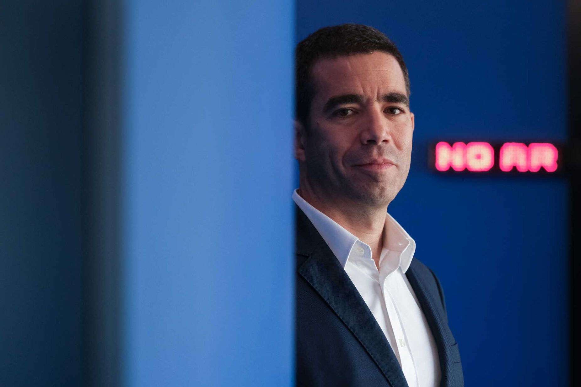 Leitão Amaro não confirma saída de cem funcionários da AIMA e diz que "todos" receberam "herança pesadíssima"