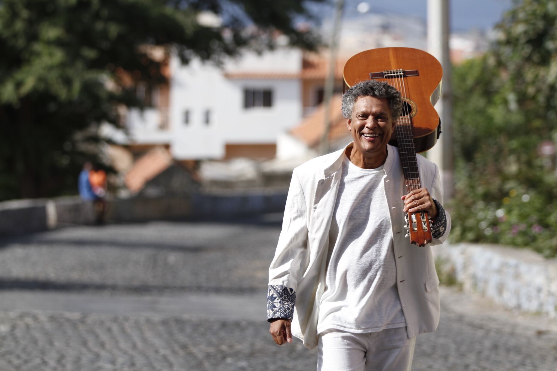 Mário Lúcio ao vivo no B.Leza com a festa da Independance