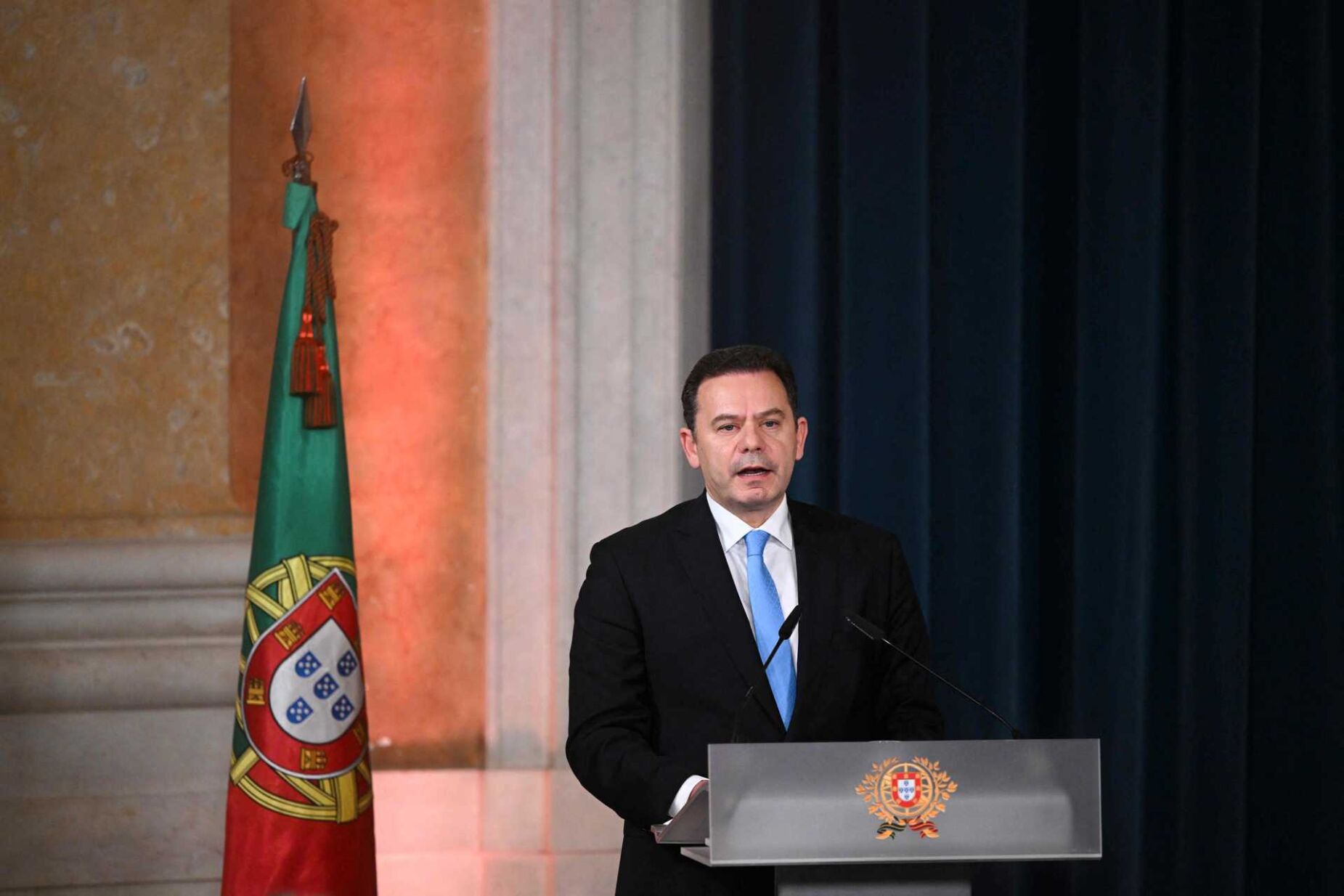 Instabilidade: maioria acredita que Governo não passa dos dois anos, nova crise penaliza todos. Pedro Nuno lidera oposição