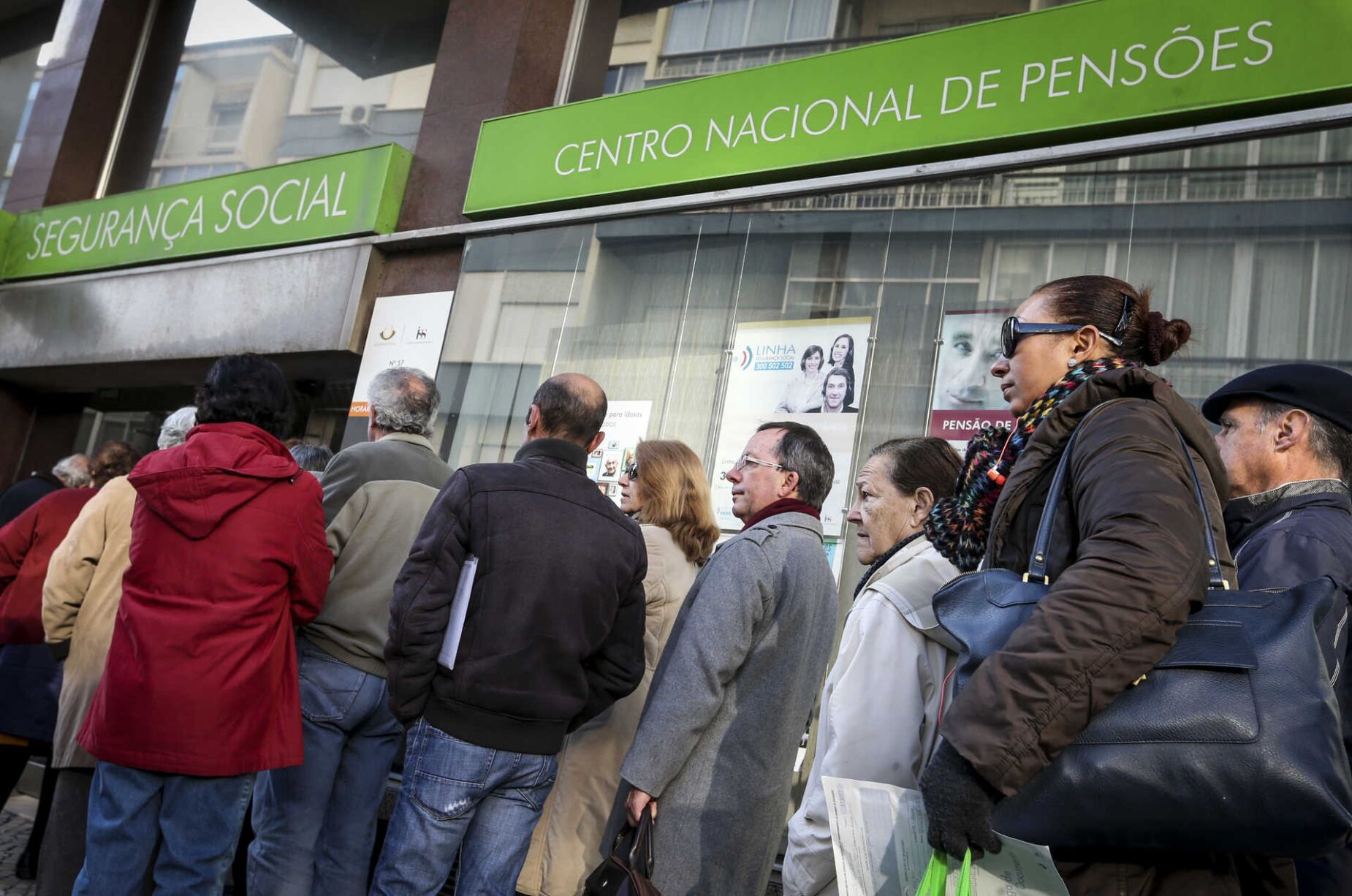 Esteve um ano e meio no cargo: diretora do Centro Nacional de Pensões demite-se