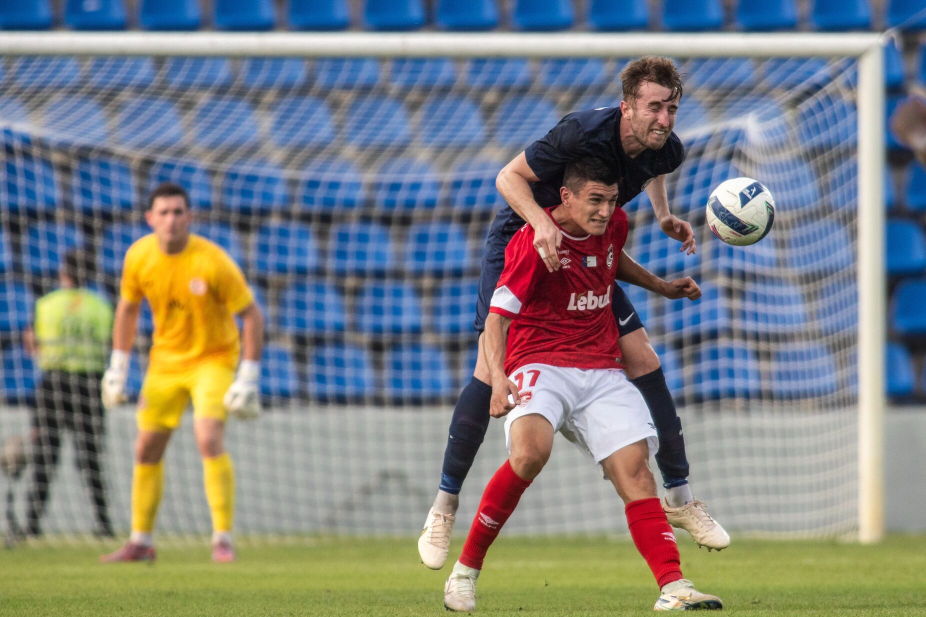 Santa Clara empata com Larne e está no play-off da Liga Conferência