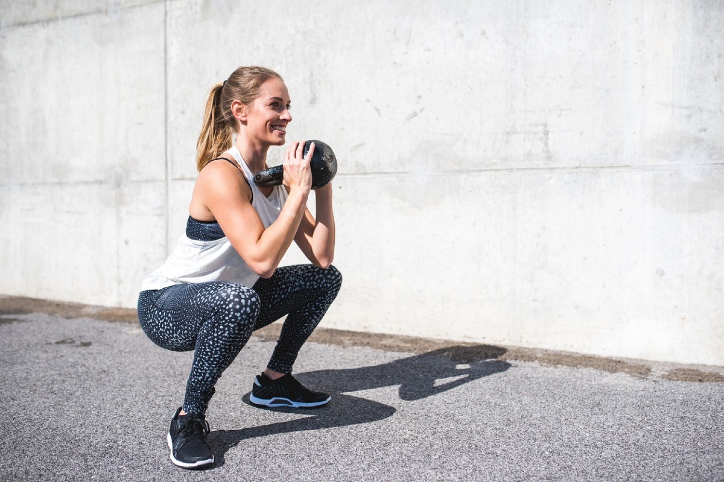 Assim se faz um Goblet Squat