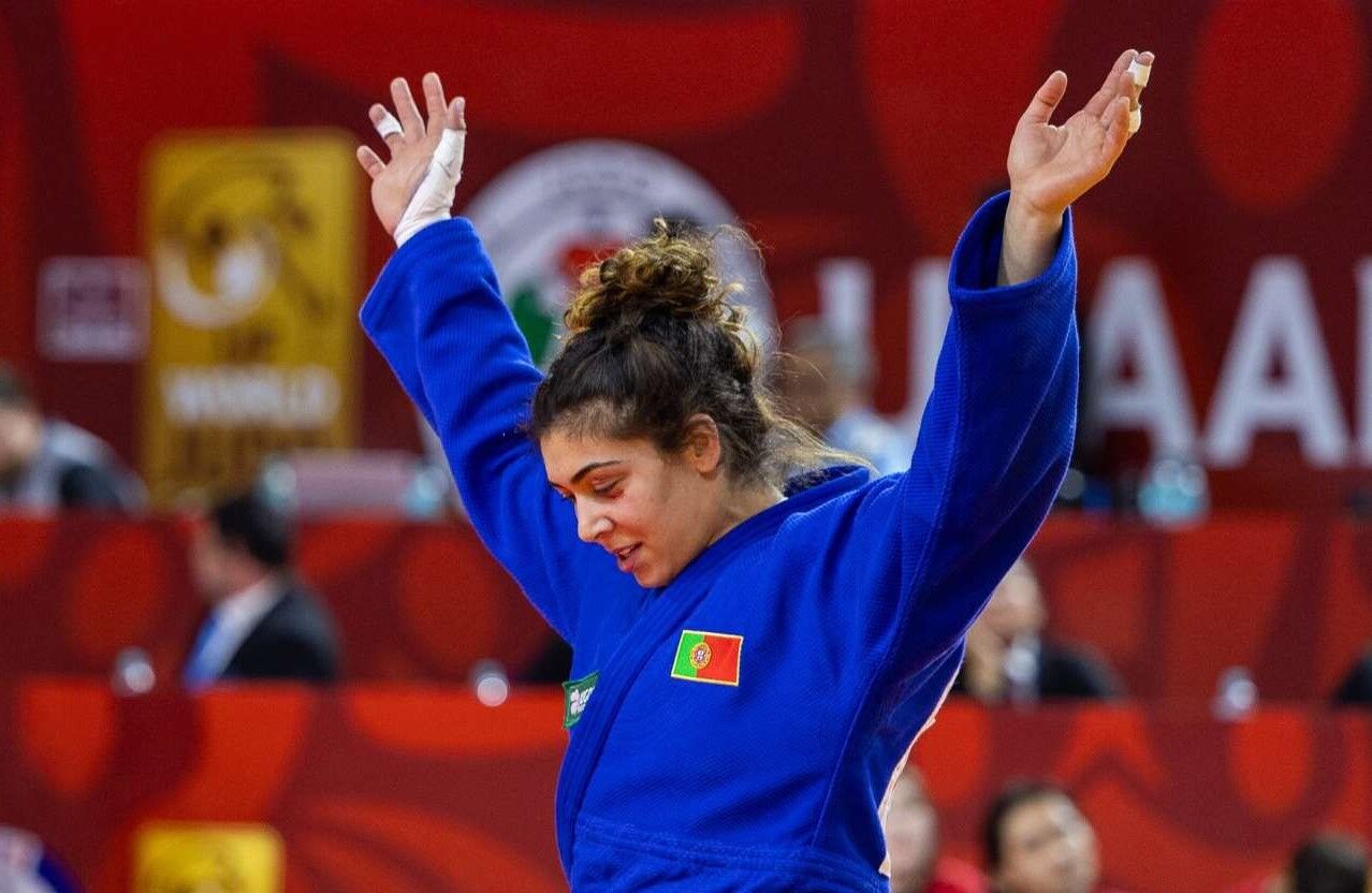 Judo: Patr&iacute;cia Sampaio avan&ccedil;a para as meias-finais