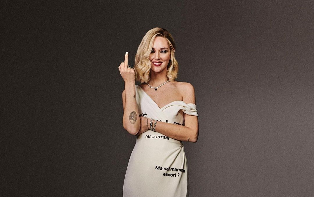 O manifesto de Chiara Ferragni contra o &oacute;dio. Um exemplo de empoderamento feminino atrav&eacute;s da moda